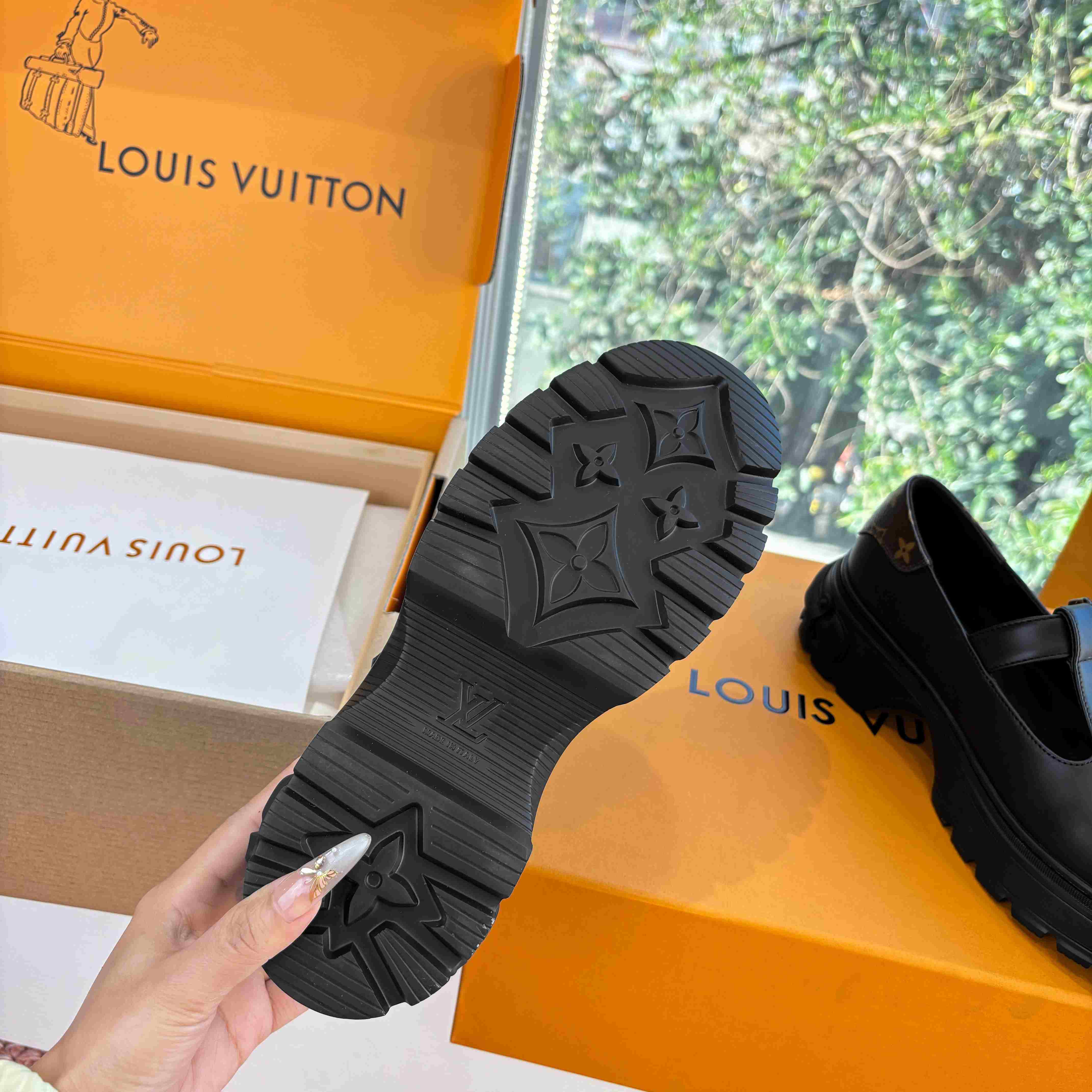 Louis Vuitton LV Squad Mary Jane - DopestKickz