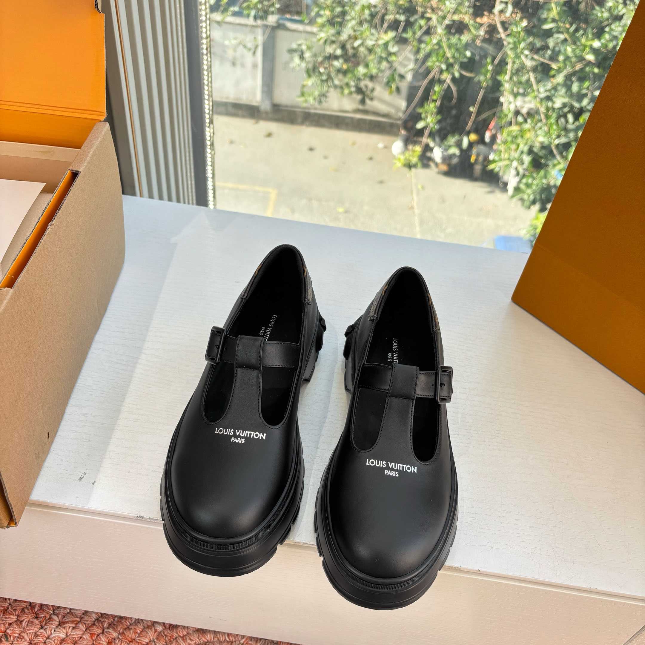 Louis Vuitton LV Squad Mary Jane - DopestKickz