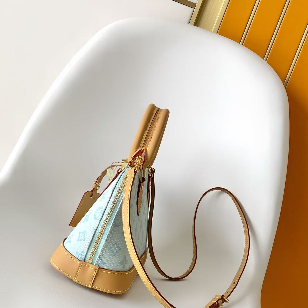 Louis Vuitton Alma BB M27526 - DopestKickz