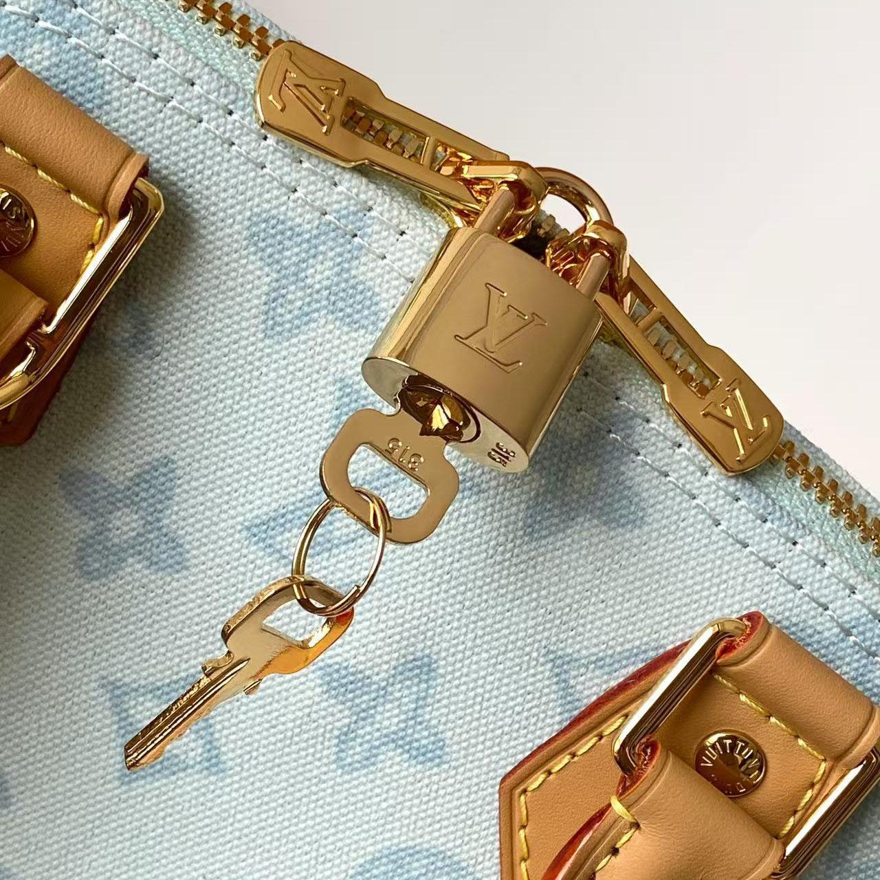 Louis Vuitton Alma BB M27526 - DopestKickz