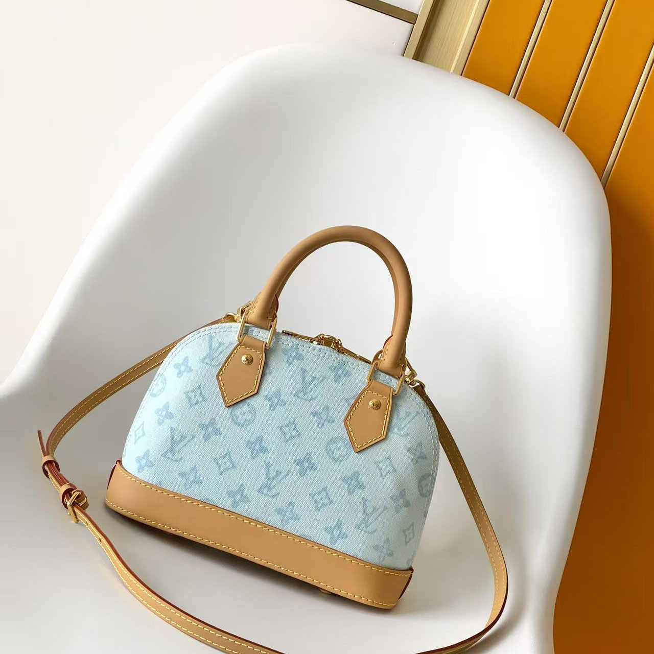 Louis Vuitton Alma BB M27526 - DopestKickz