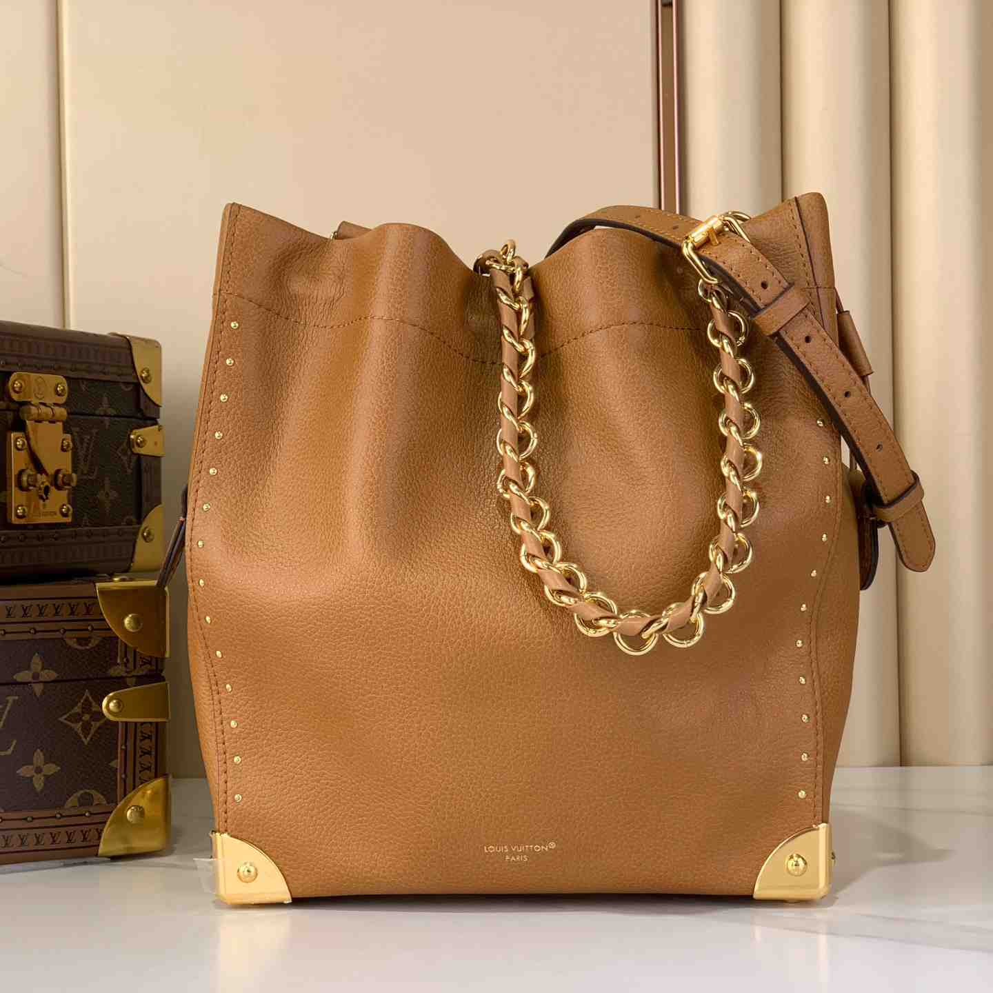 Louis Vuitton Noé Trunk M29131 - DopestKickz