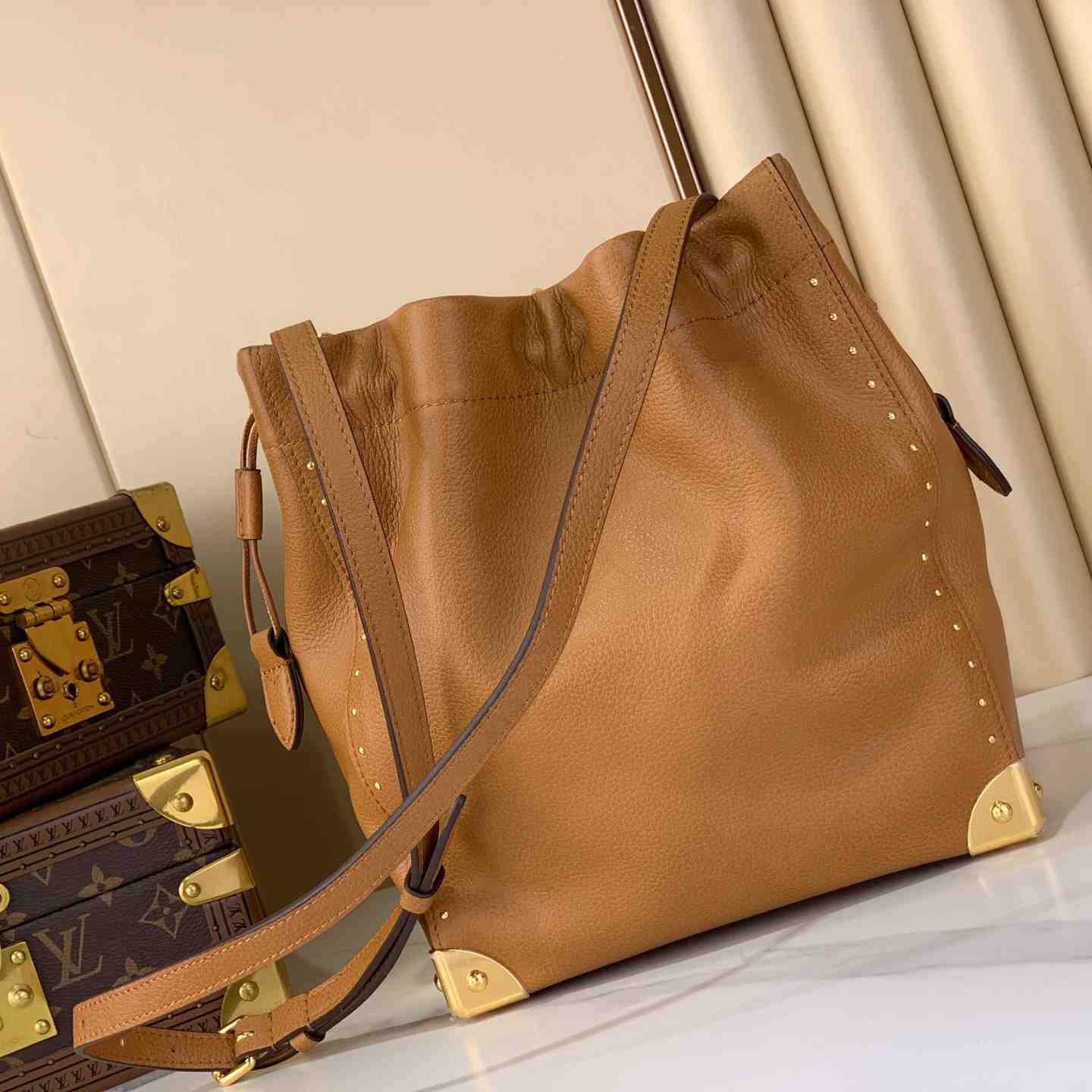 Louis Vuitton Noé Trunk M29131 - DopestKickz