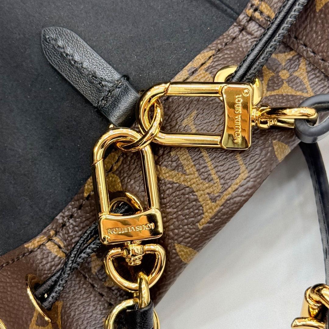 Louis Vuitton Noé Trunk PM  M28515 - DopestKickz