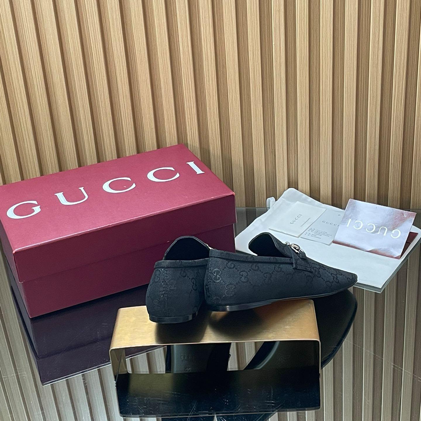 Gucci  Ragazzo Loafer - DopestKickz