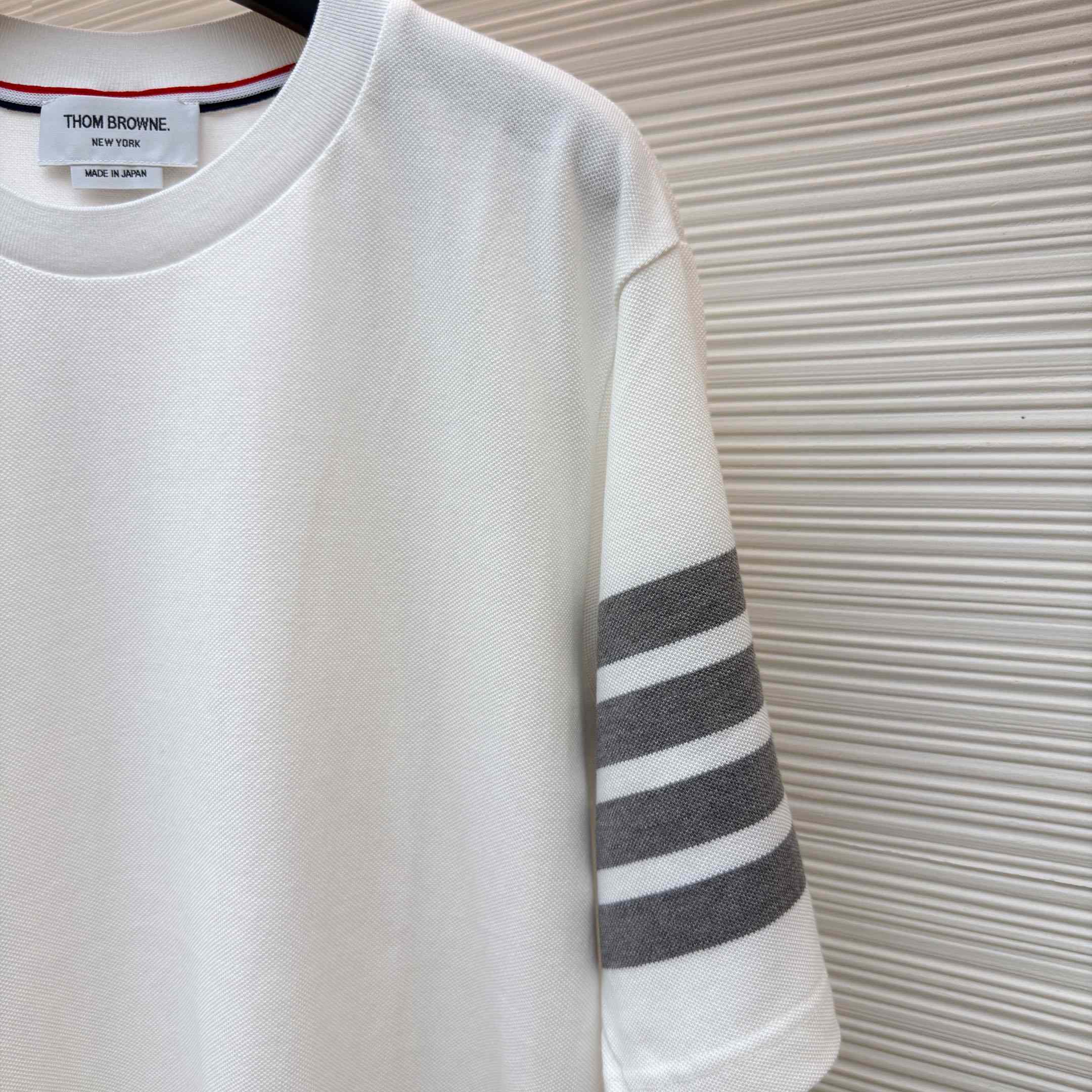 Thom Browne Cotton 4-Bar Short Sleeve T-Shirt - DopestKickz