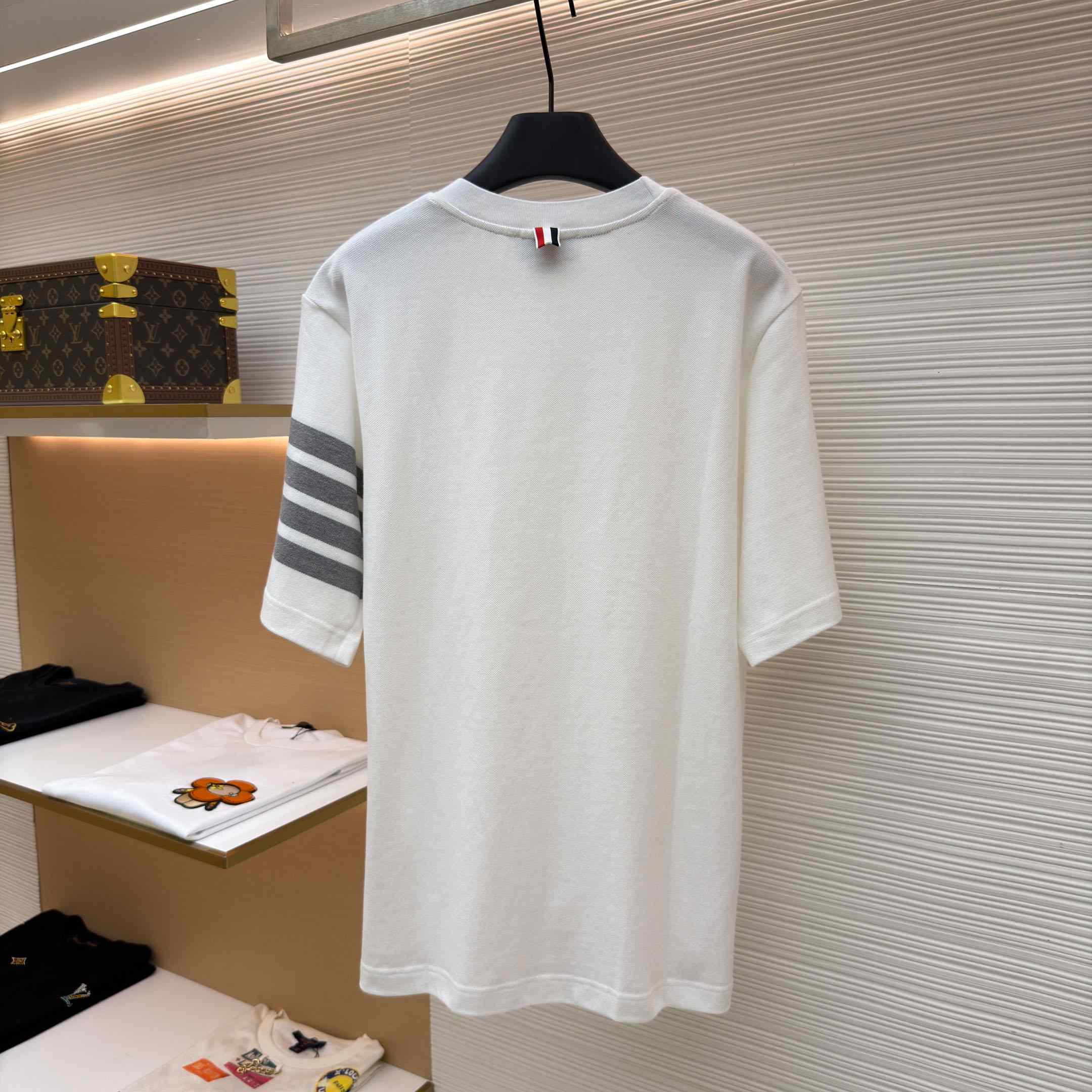 Thom Browne Cotton 4-Bar Short Sleeve T-Shirt - DopestKickz