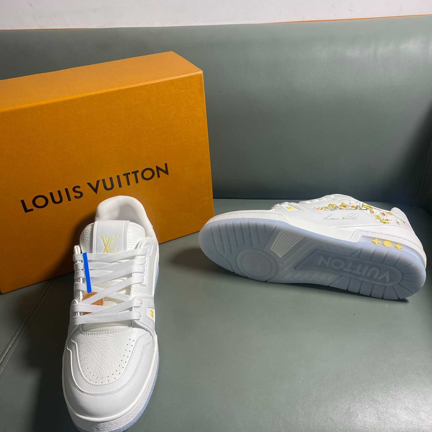 Louis Vuitton LV Trainer Sneaker    1AJS73 - DopestKickz