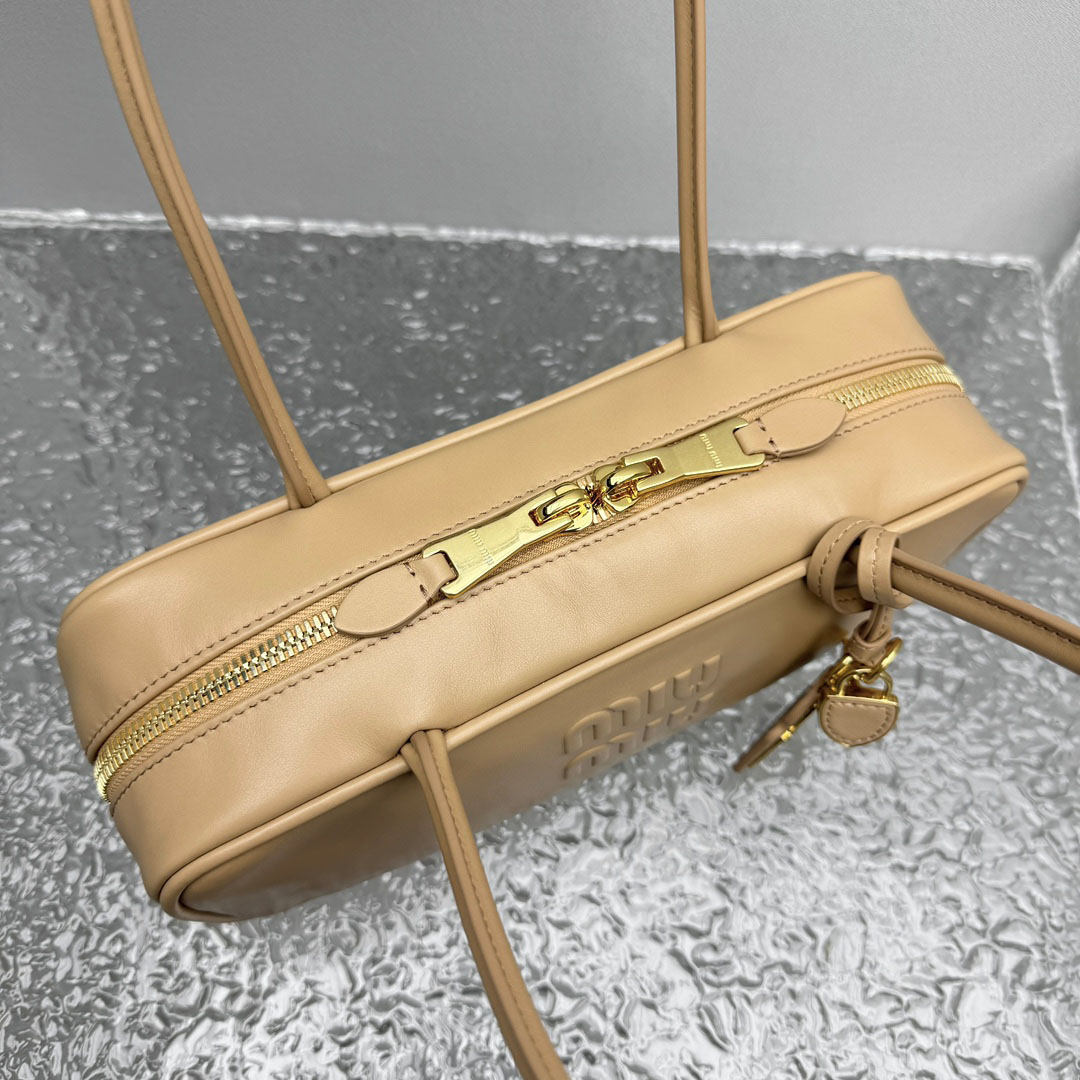 Miu Miu Beau Leather Bag - DopestKickz