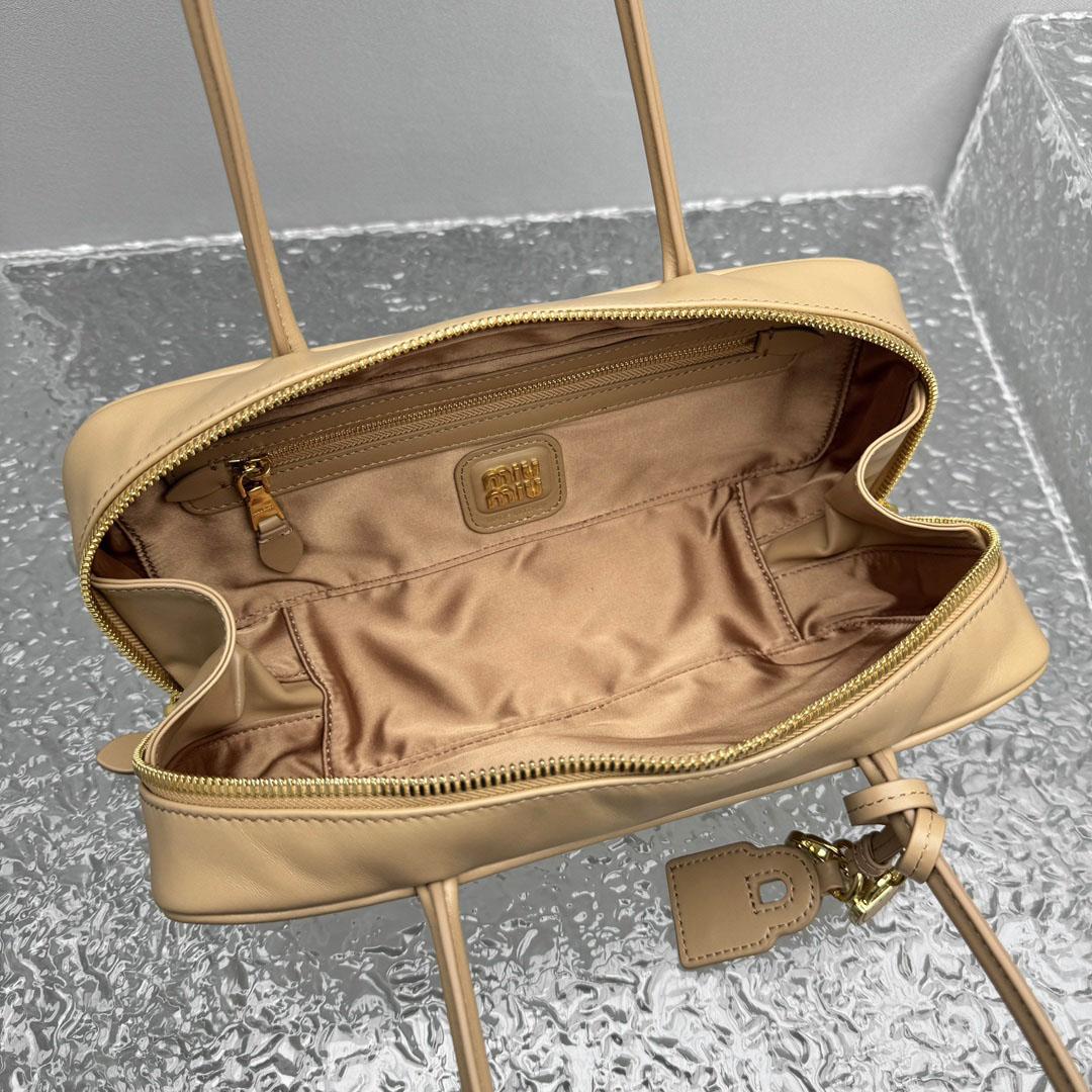 Miu Miu Beau Leather Bag - DopestKickz
