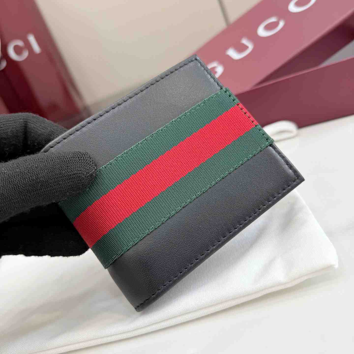 Gucci Web Trademark Bi-Fold Wallet - DopestKickz