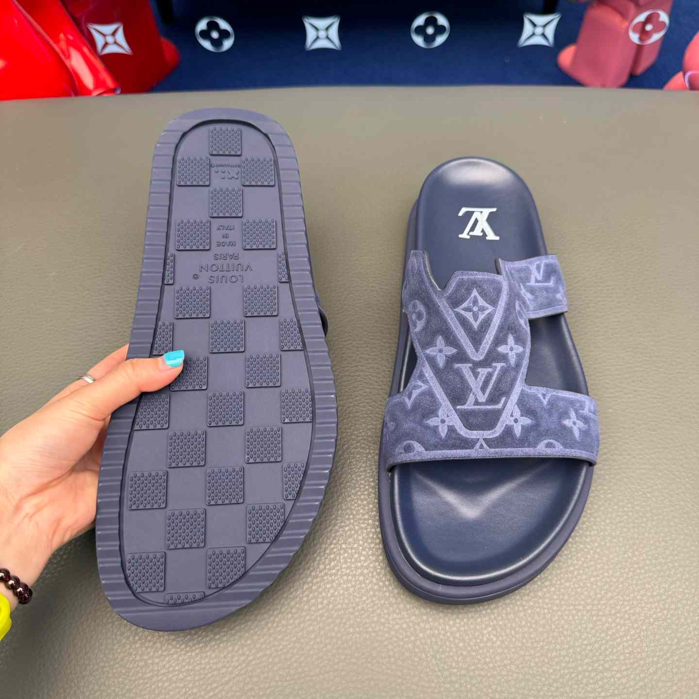 Louis Vuitton LV Oasis Mule    - DopestKickz