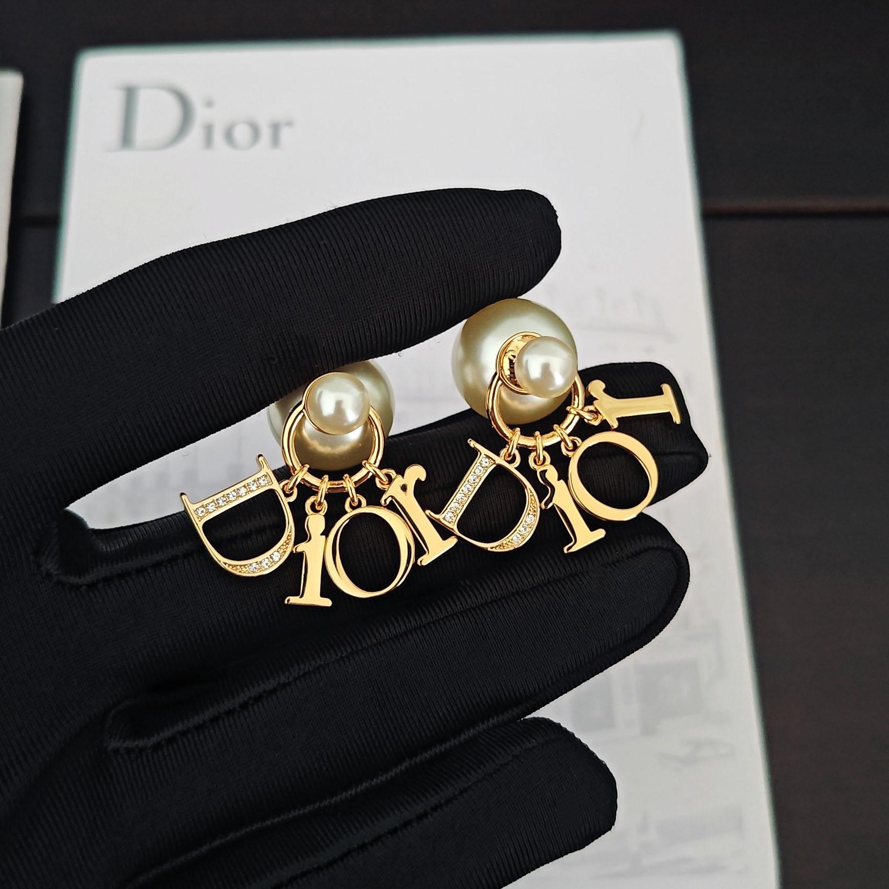 Dior Tribales Earrings - DopestKickz