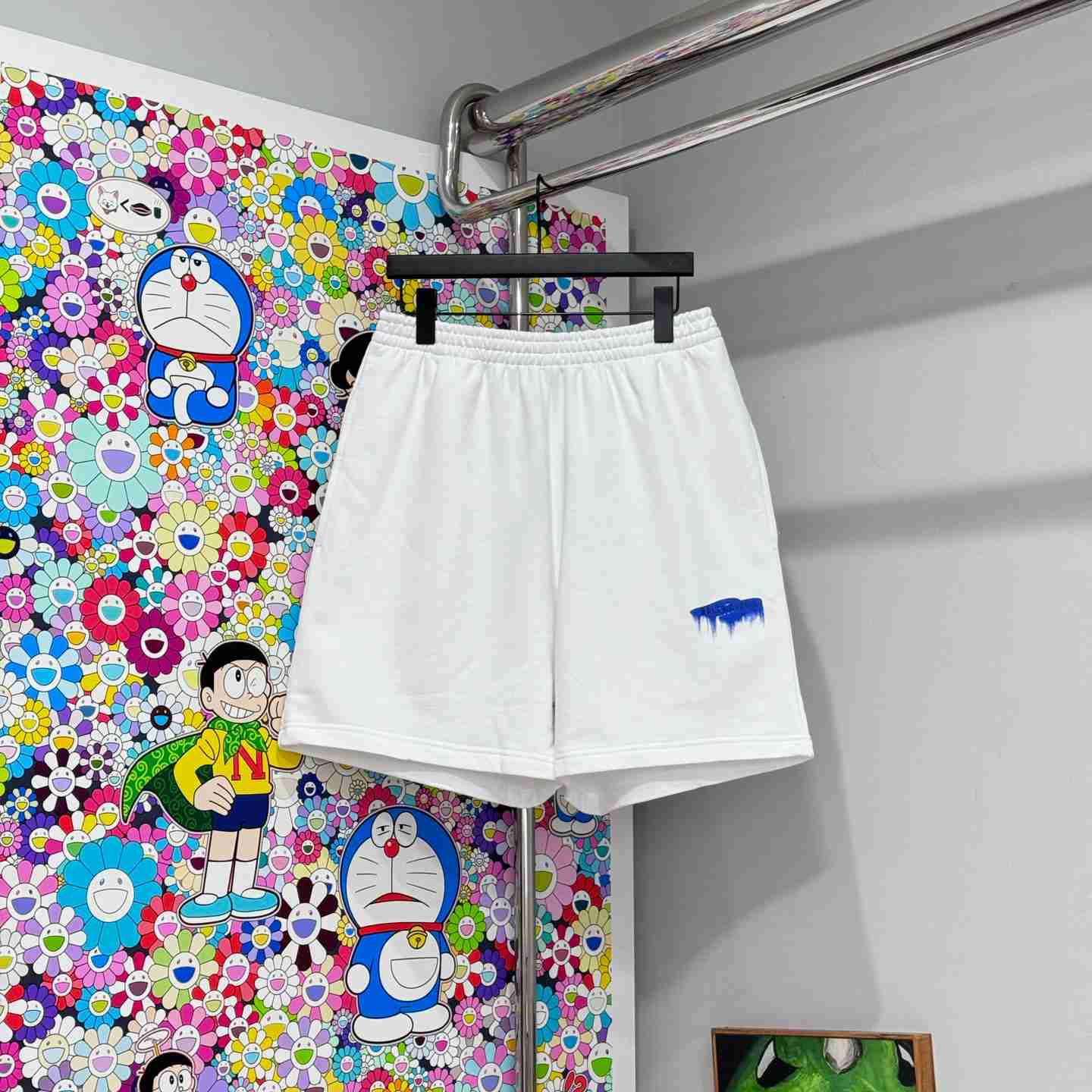 Balenciaga Wet Brush Relaxed Fit Shorts In White - DopestKickz