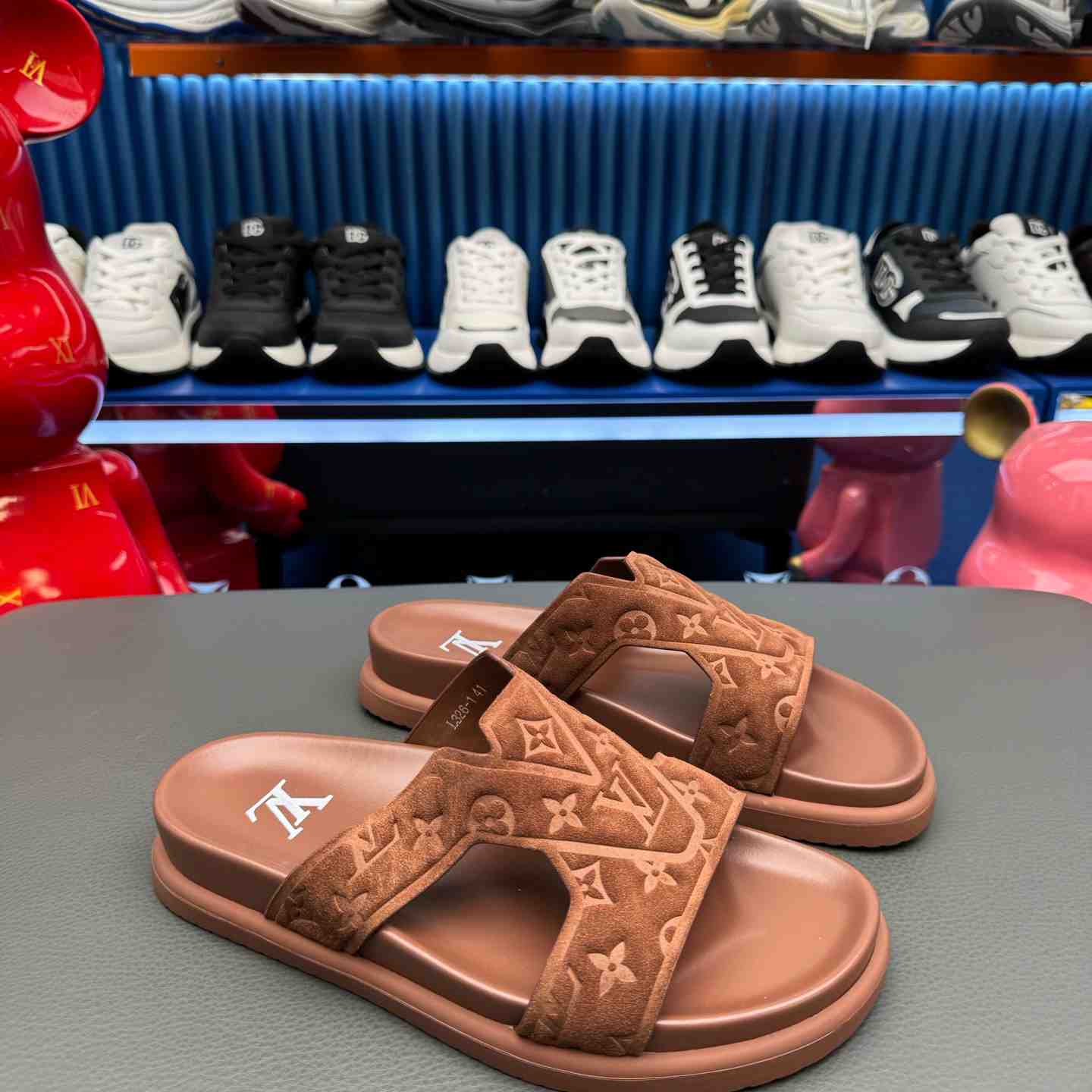 Louis Vuitton LV Oasis Mule    - DopestKickz