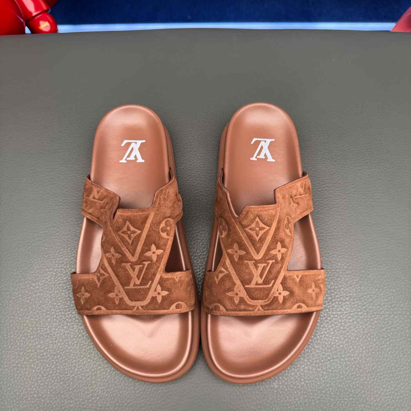 Louis Vuitton LV Oasis Mule    - DopestKickz