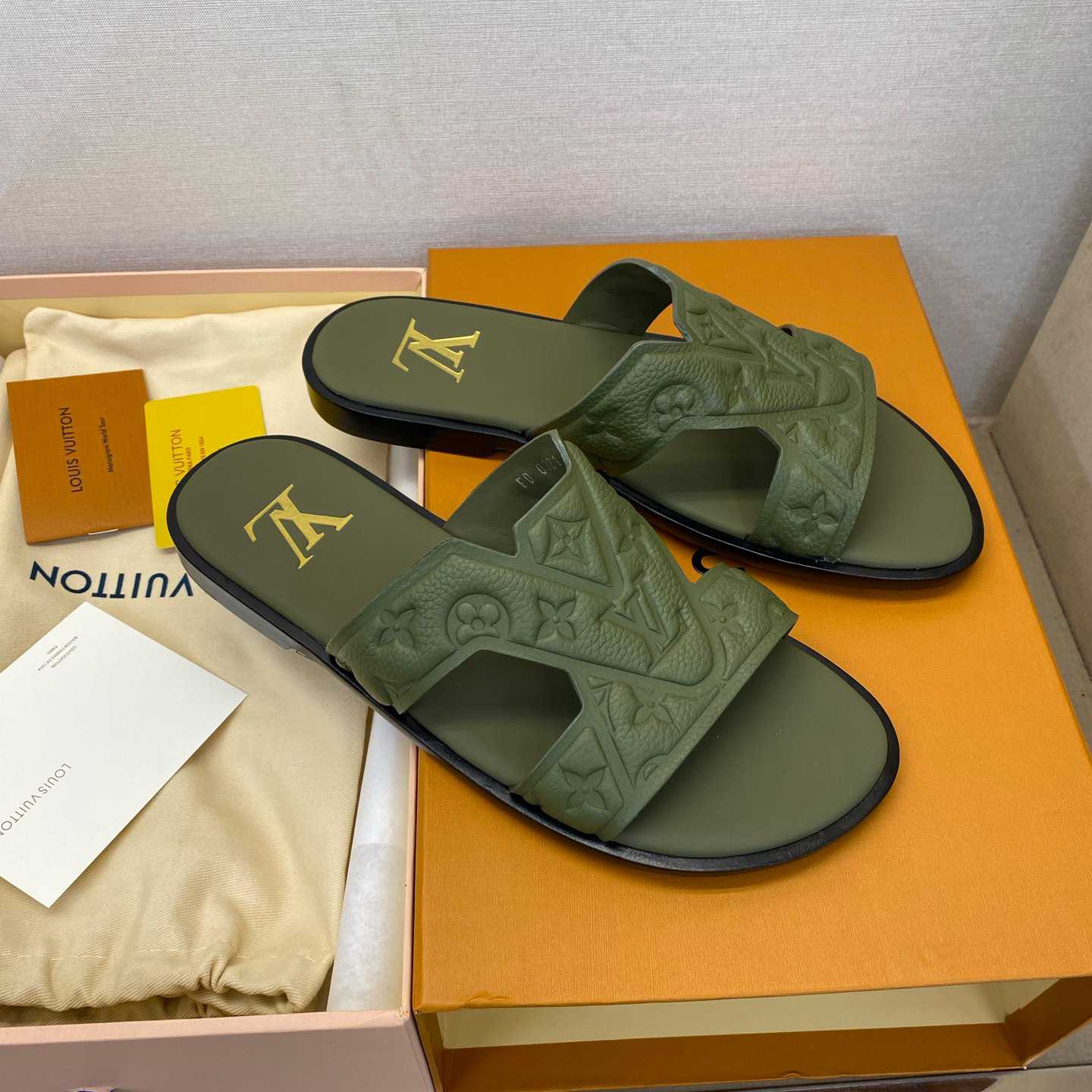 Louis Vuitton LV Oasis Mule    - DopestKickz