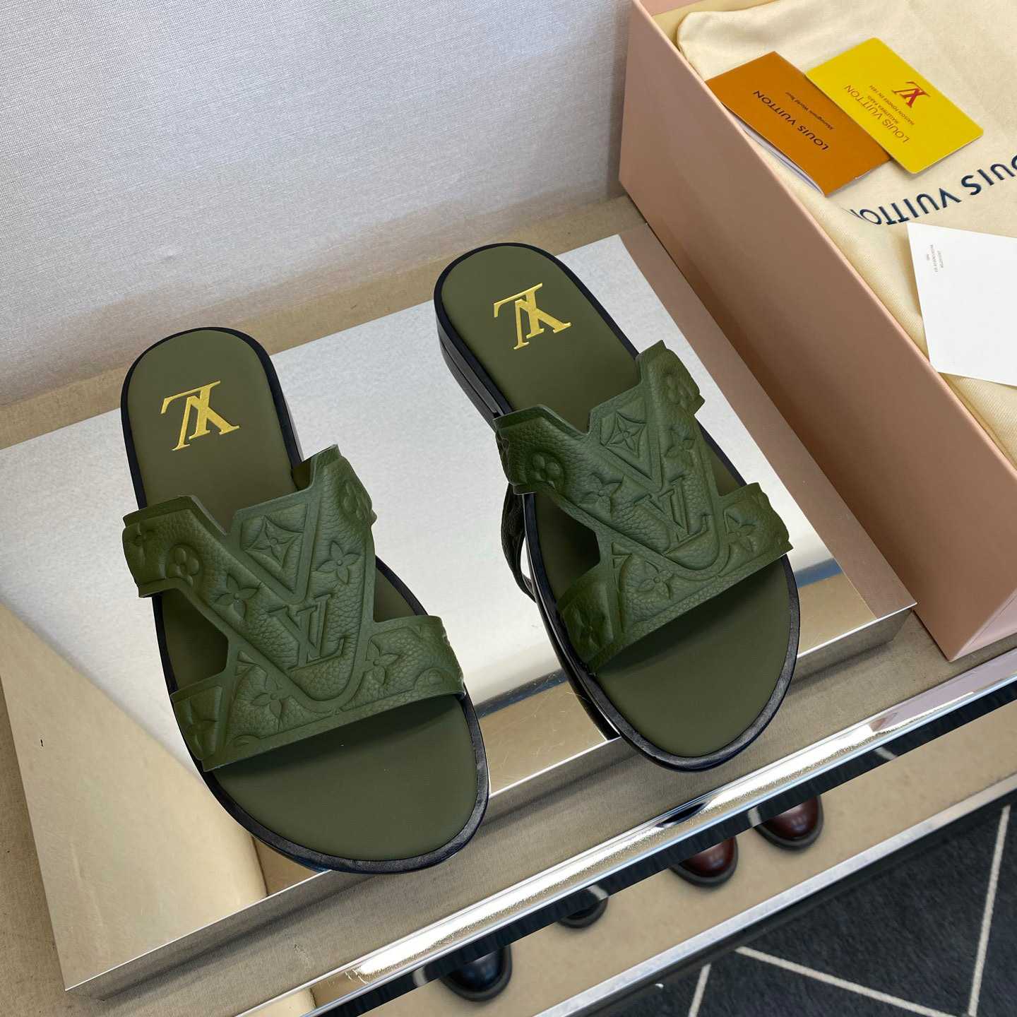 Louis Vuitton LV Oasis Mule    - DopestKickz