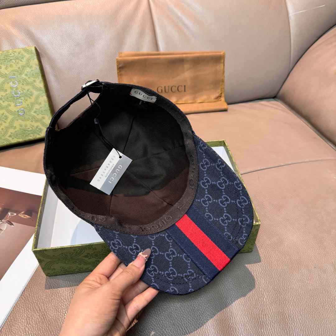 Gucci GG Canvas Baseball Hat - DopestKickz