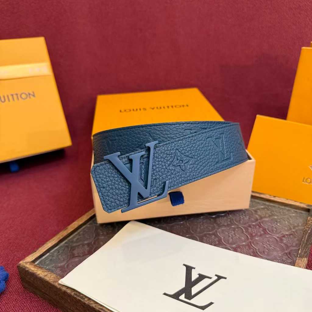 Louis Vuitton LV Taurillon 40mm Reversible Belt M8663Q - DopestKickz