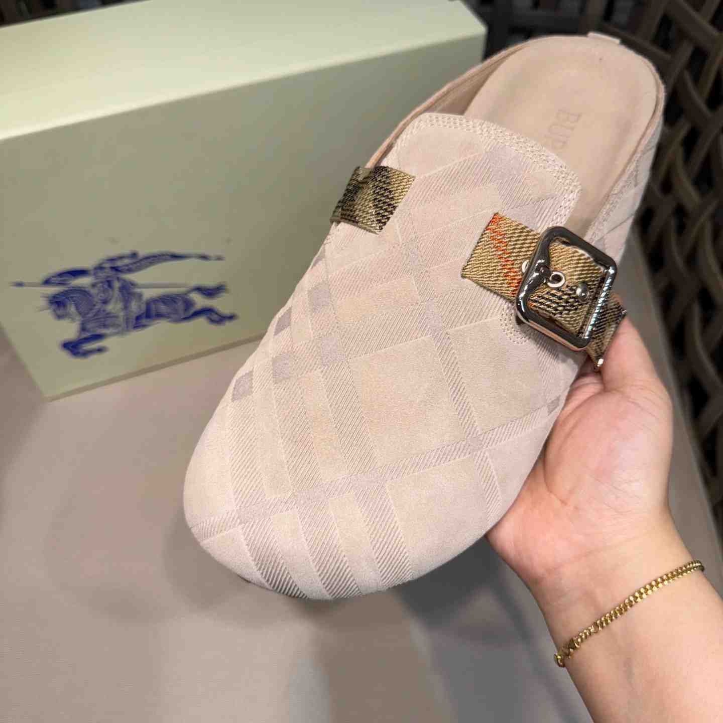 Burberry Suede Urchin Clogs - DopestKickz