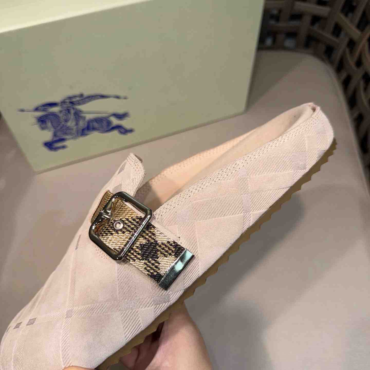 Burberry Suede Urchin Clogs - DopestKickz