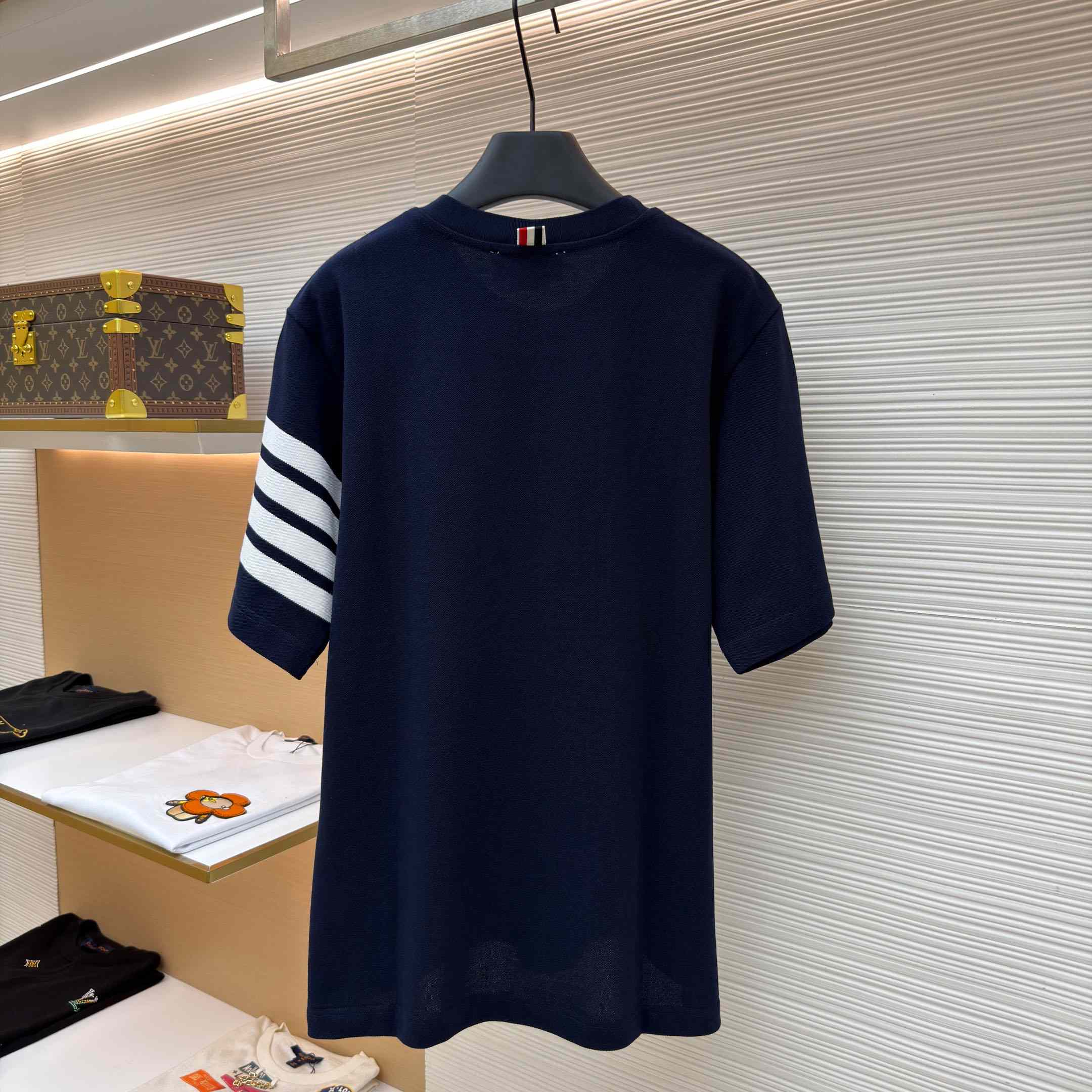 Thom Browne Cotton 4-Bar Short Sleeve T-Shirt - DopestKickz