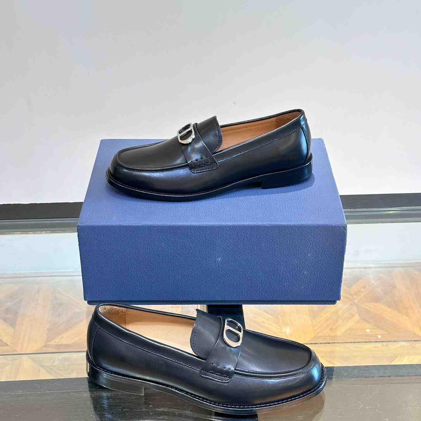 Dior Archie Loafer - DopestKickz