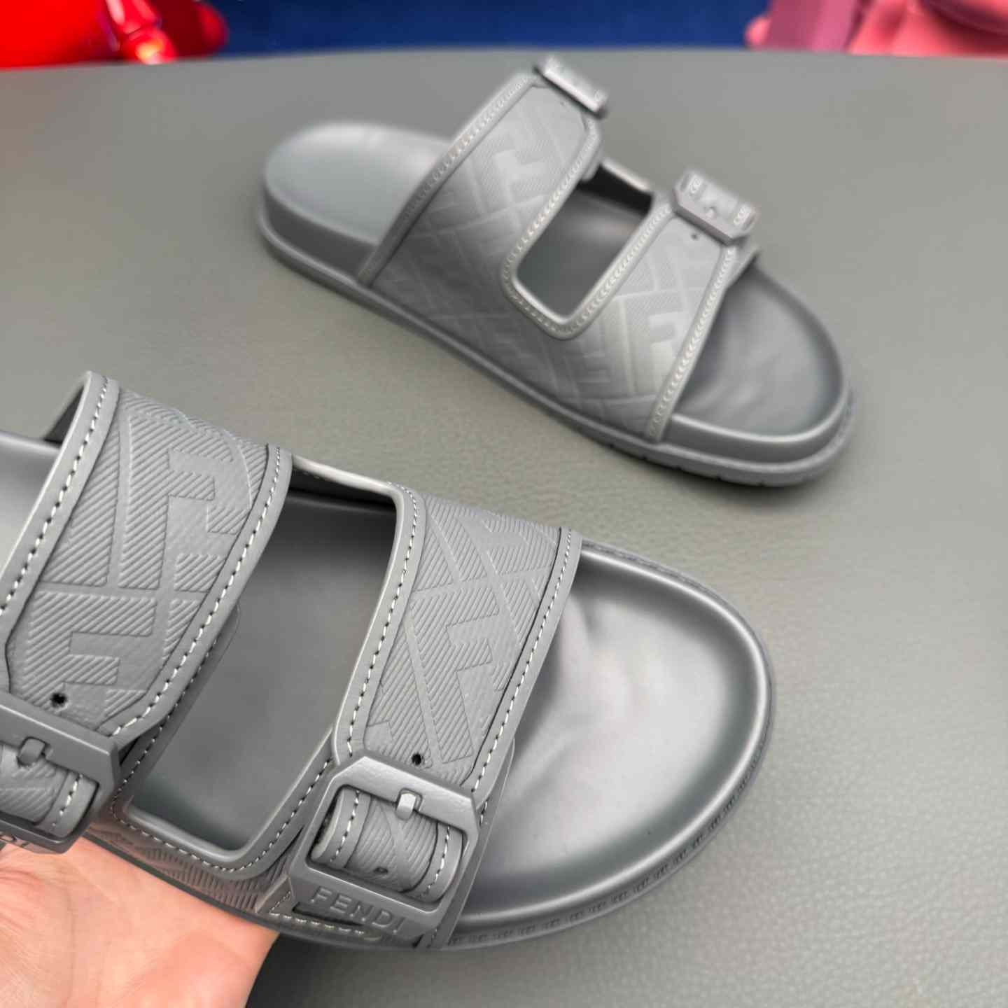 Fendi Feel Logo Sandals - DopestKickz