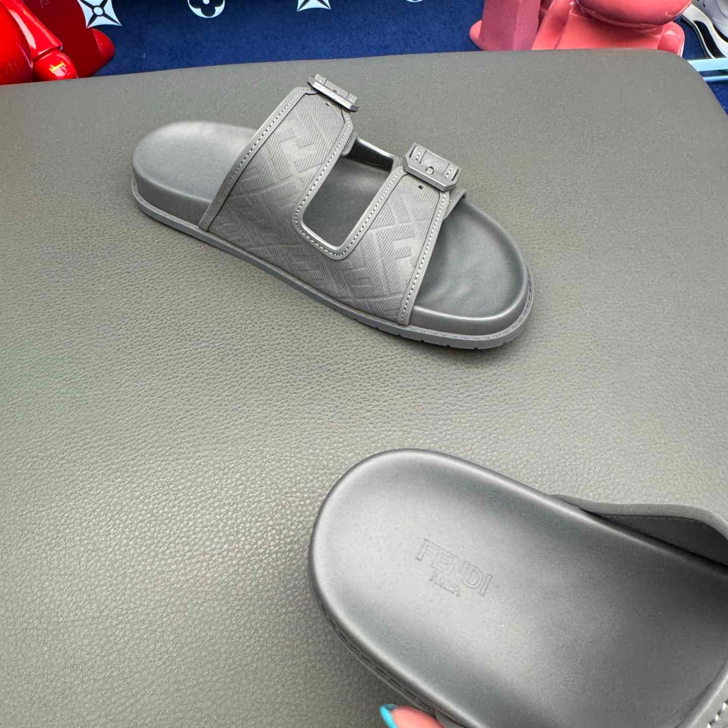 Fendi Feel Logo Sandals - DopestKickz