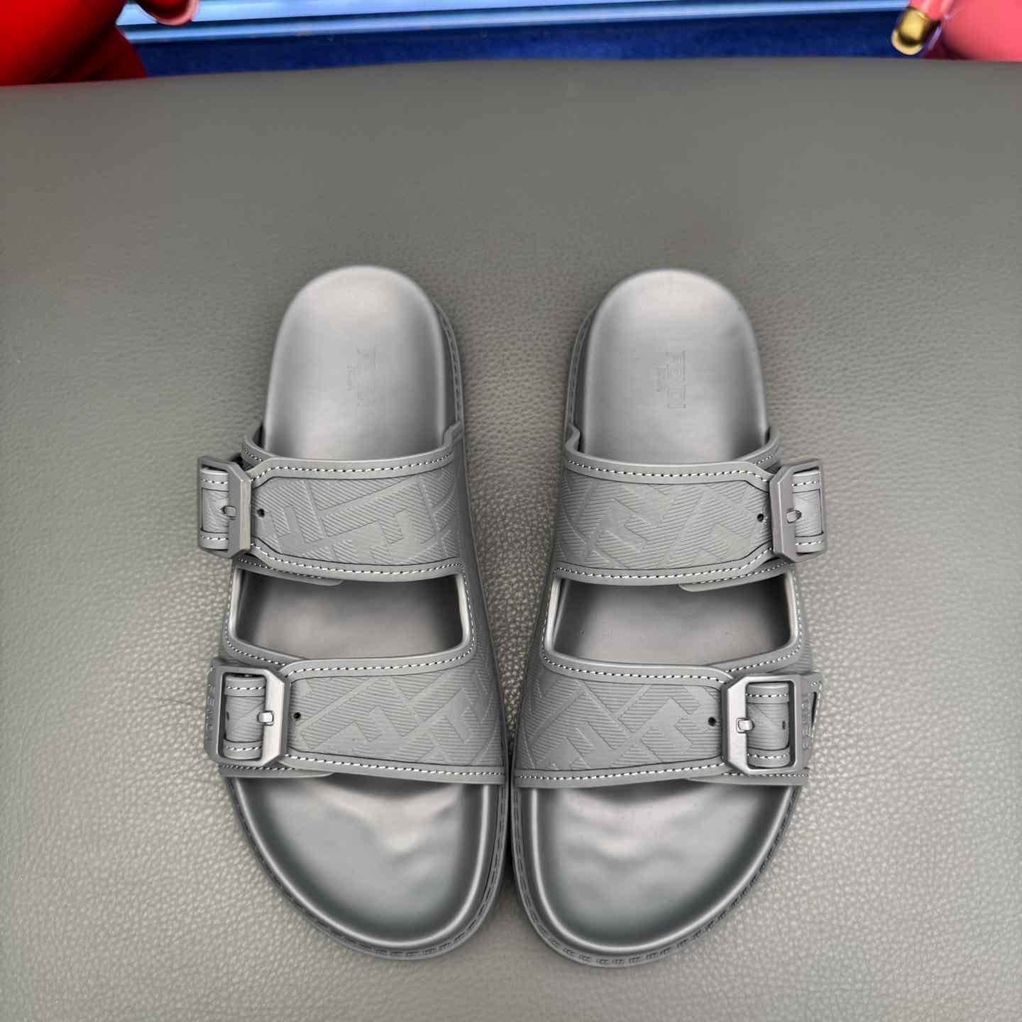Fendi Feel Logo Sandals - DopestKickz