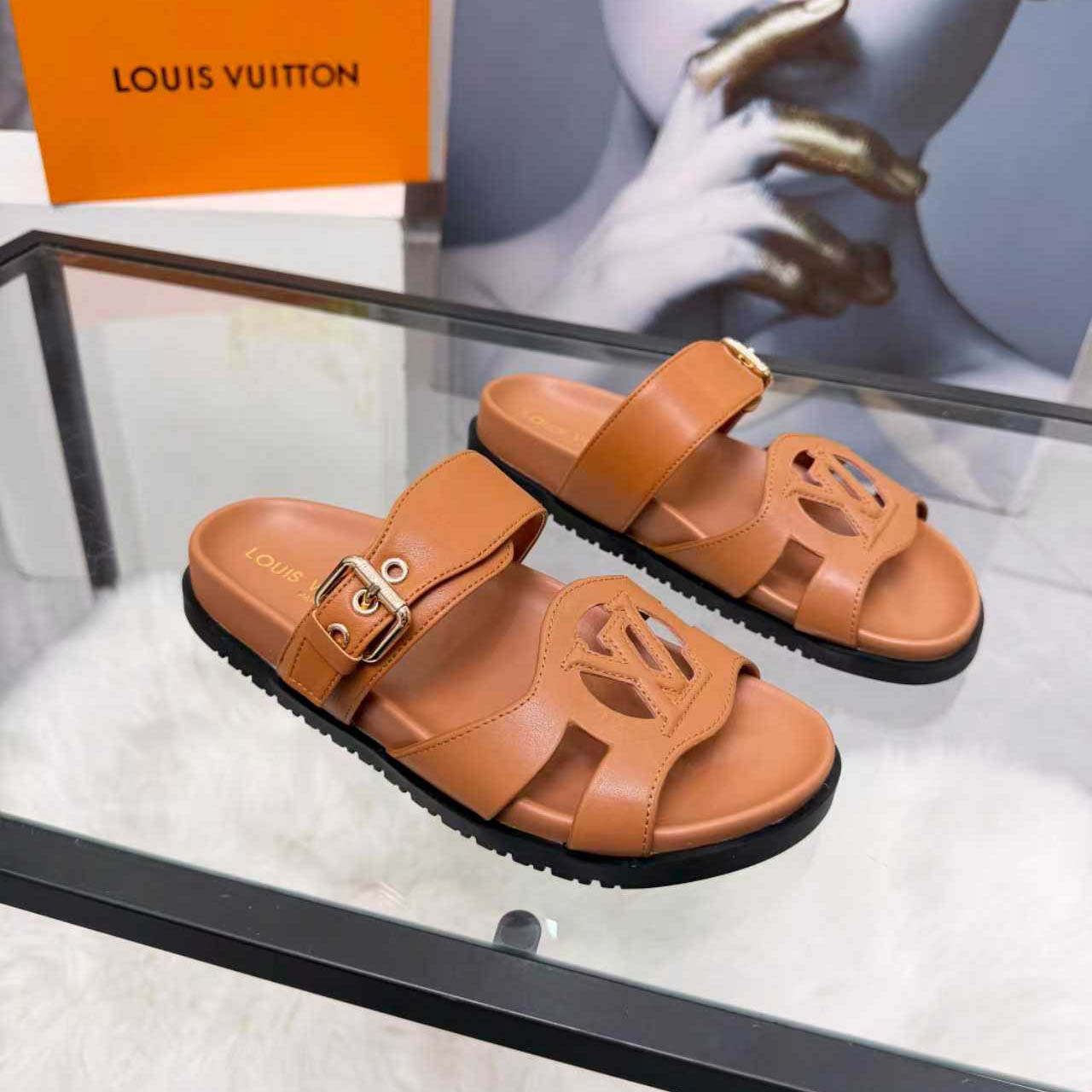 Louis Vuitton LV Isola Comfort Mule 1AJOPR - DopestKickz