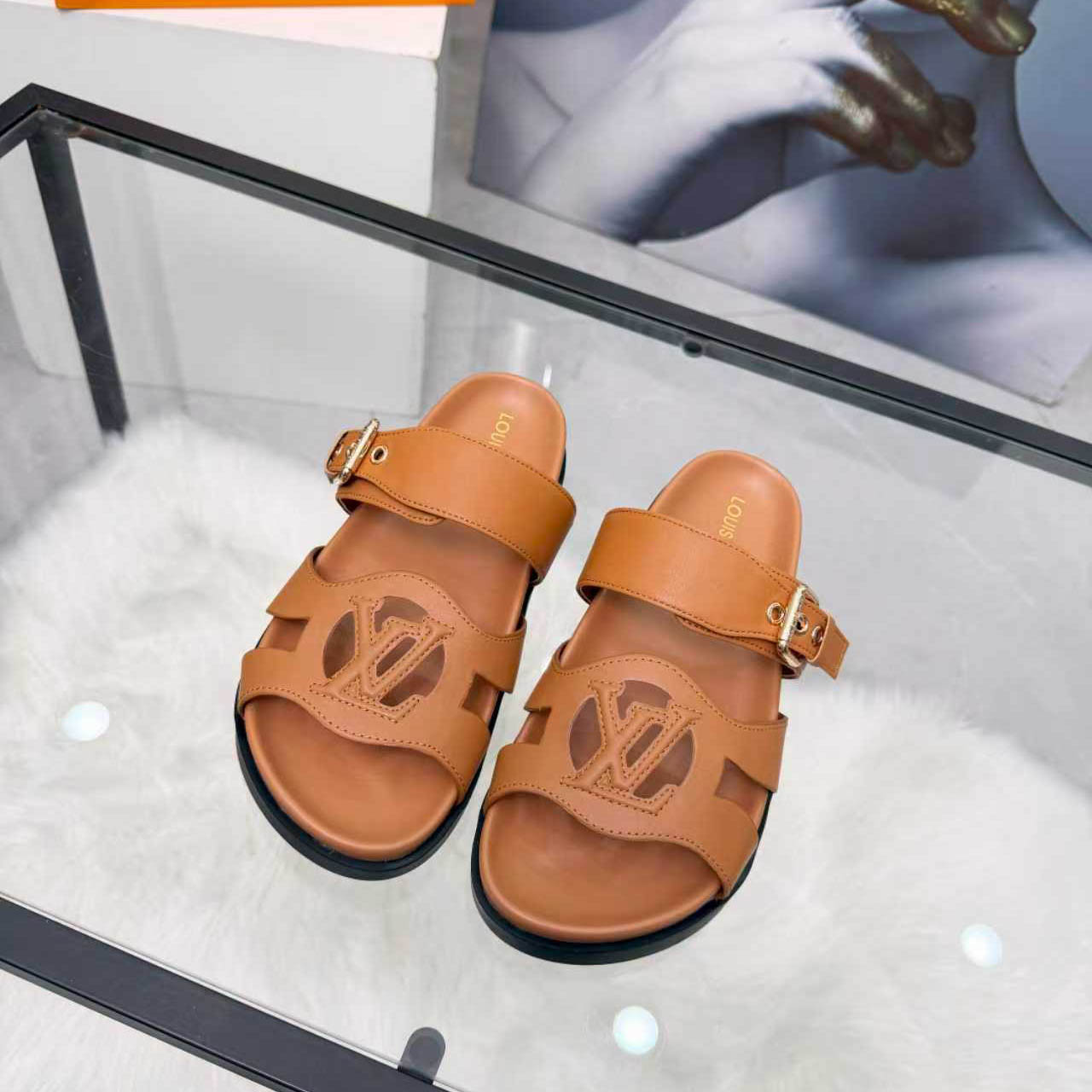 Louis Vuitton LV Isola Comfort Mule 1AJOPR - DopestKickz
