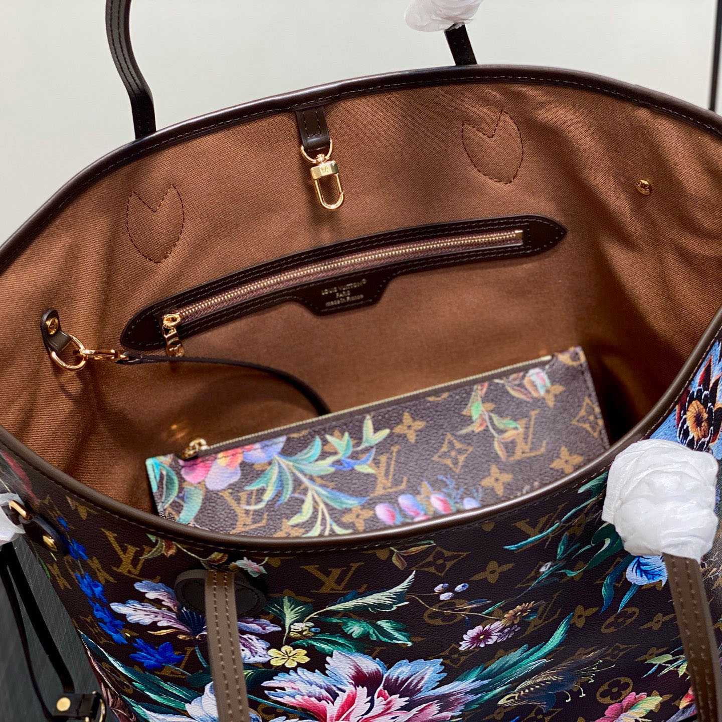 Louis Vuitton Neverfull MM M28918 - DopestKickz