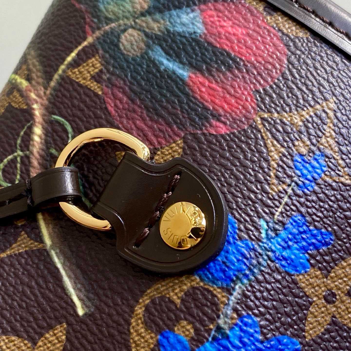 Louis Vuitton Neverfull MM M28918 - DopestKickz