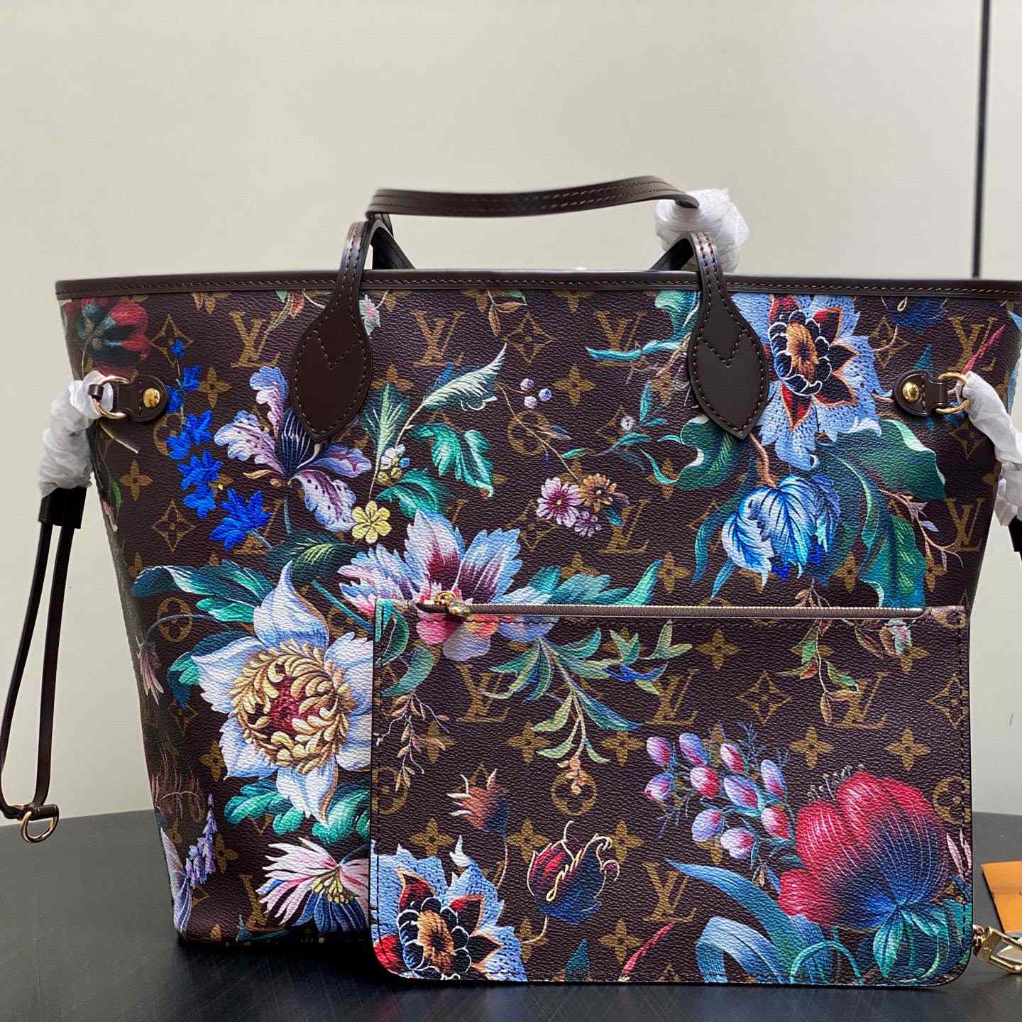 Louis Vuitton Neverfull MM M28918 - DopestKickz