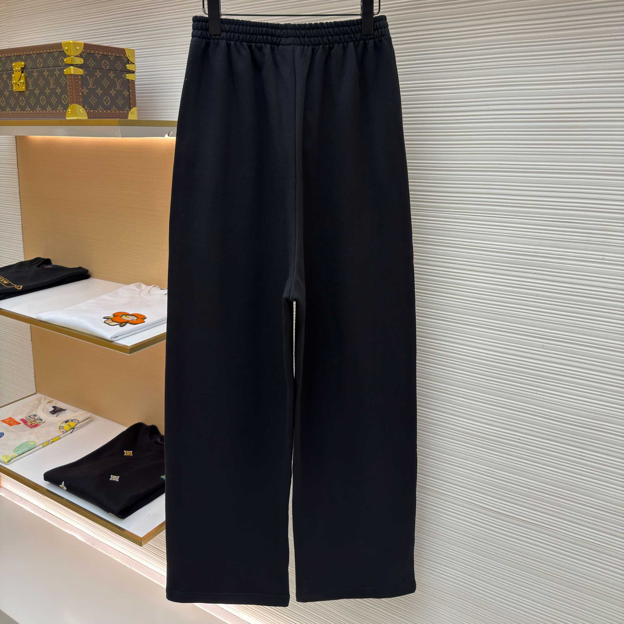 Balenciaga Wet Brush Baggy Sweatpants In Black - DopestKickz