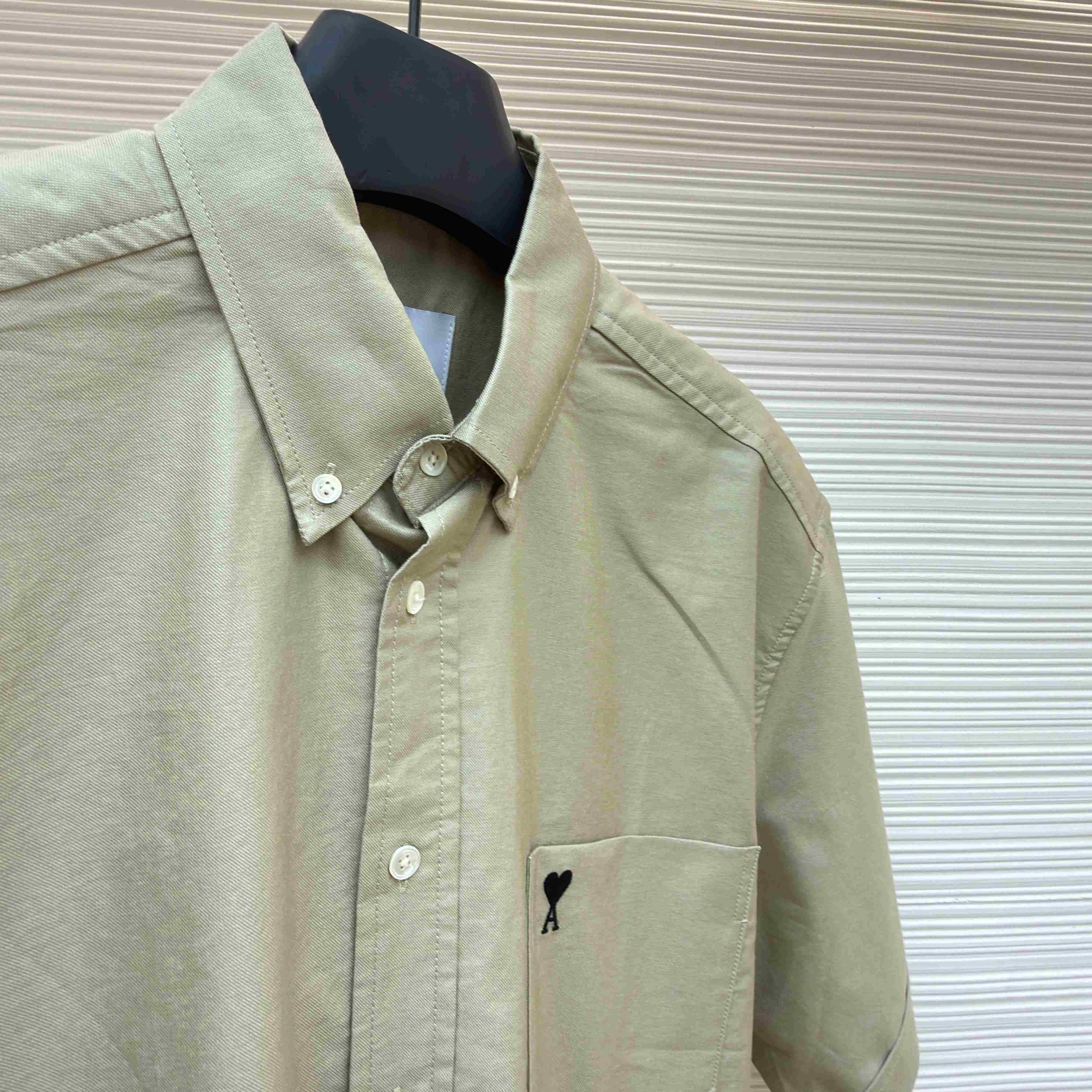 AMI Paris Ami Button-Down Short-Sleeve Shirt - DopestKickz