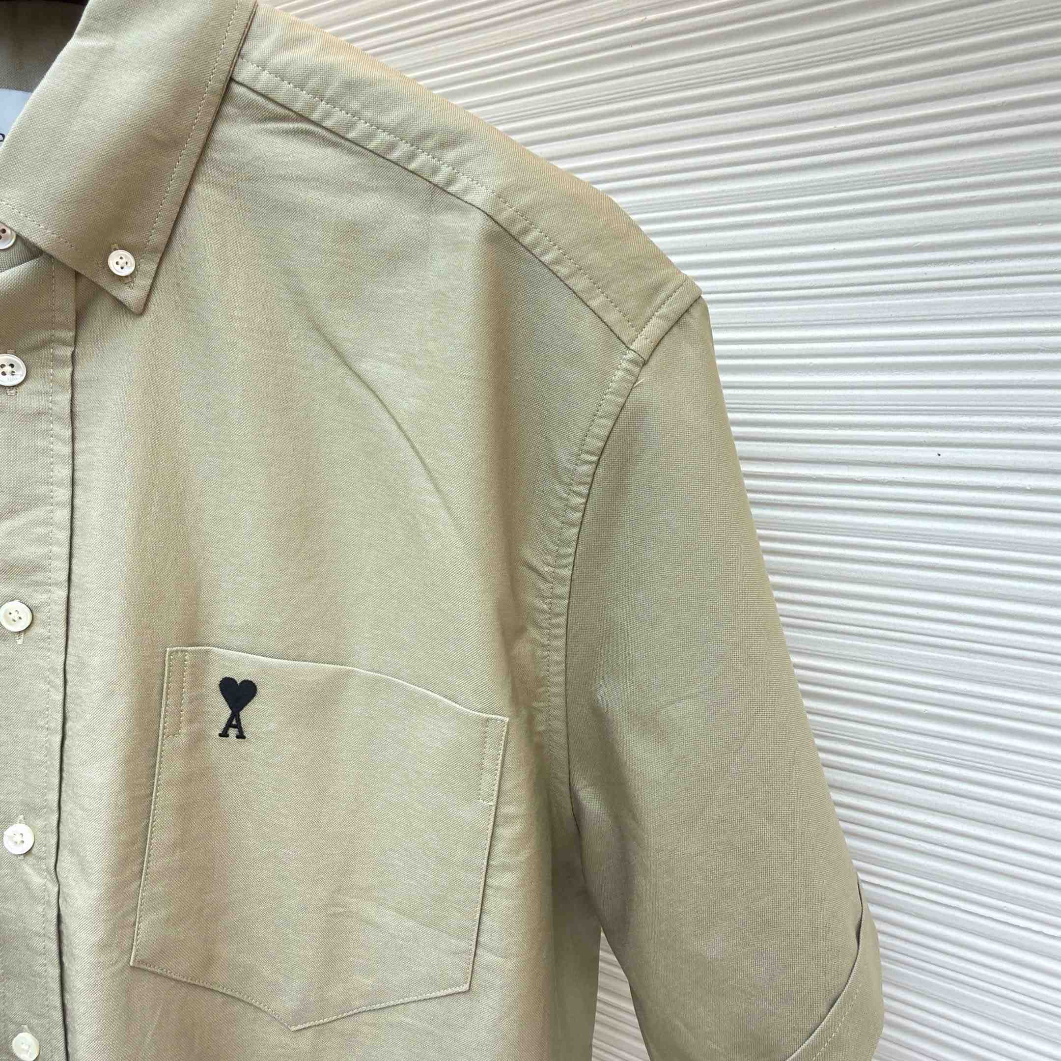 AMI Paris Ami Button-Down Short-Sleeve Shirt - DopestKickz