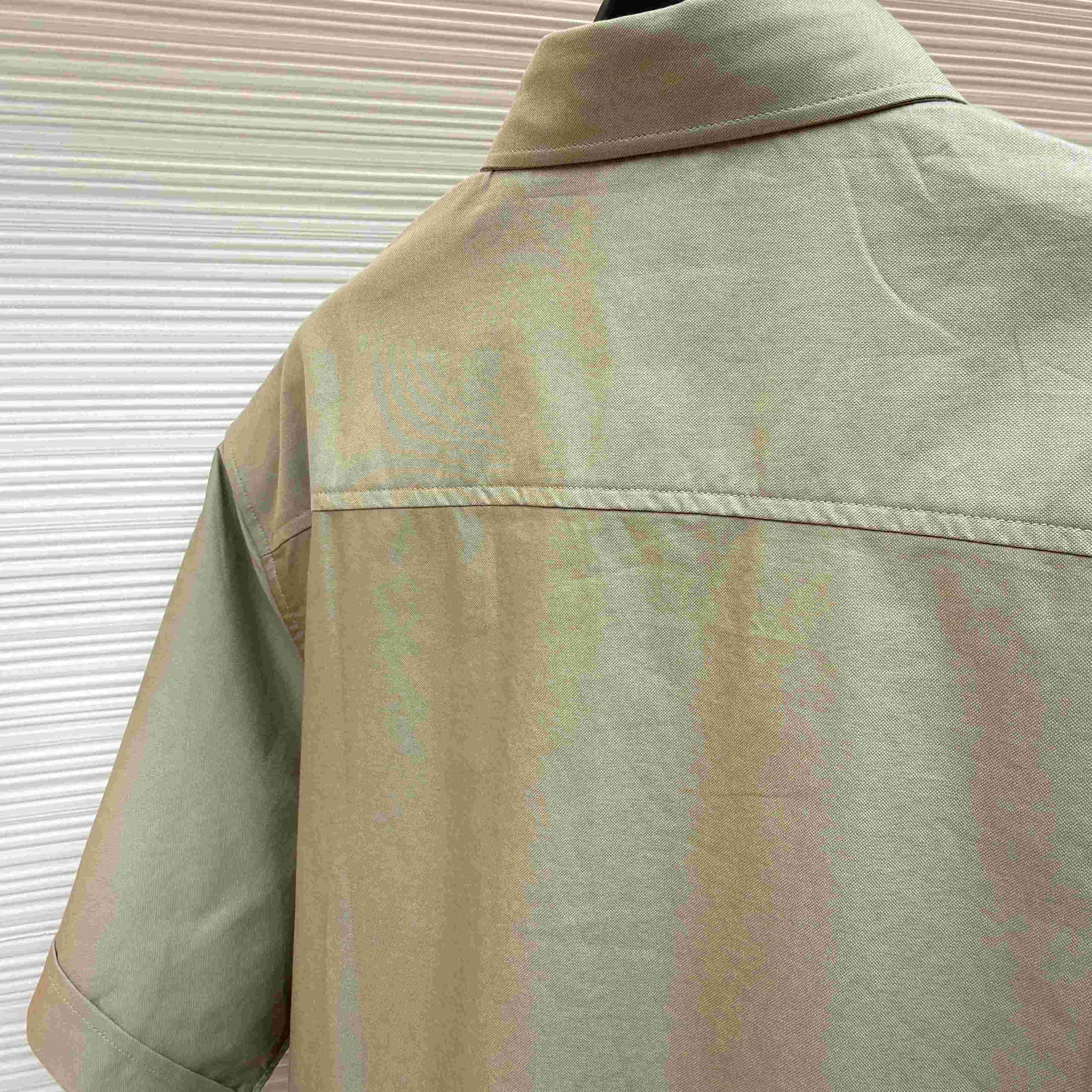 AMI Paris Ami Button-Down Short-Sleeve Shirt - DopestKickz