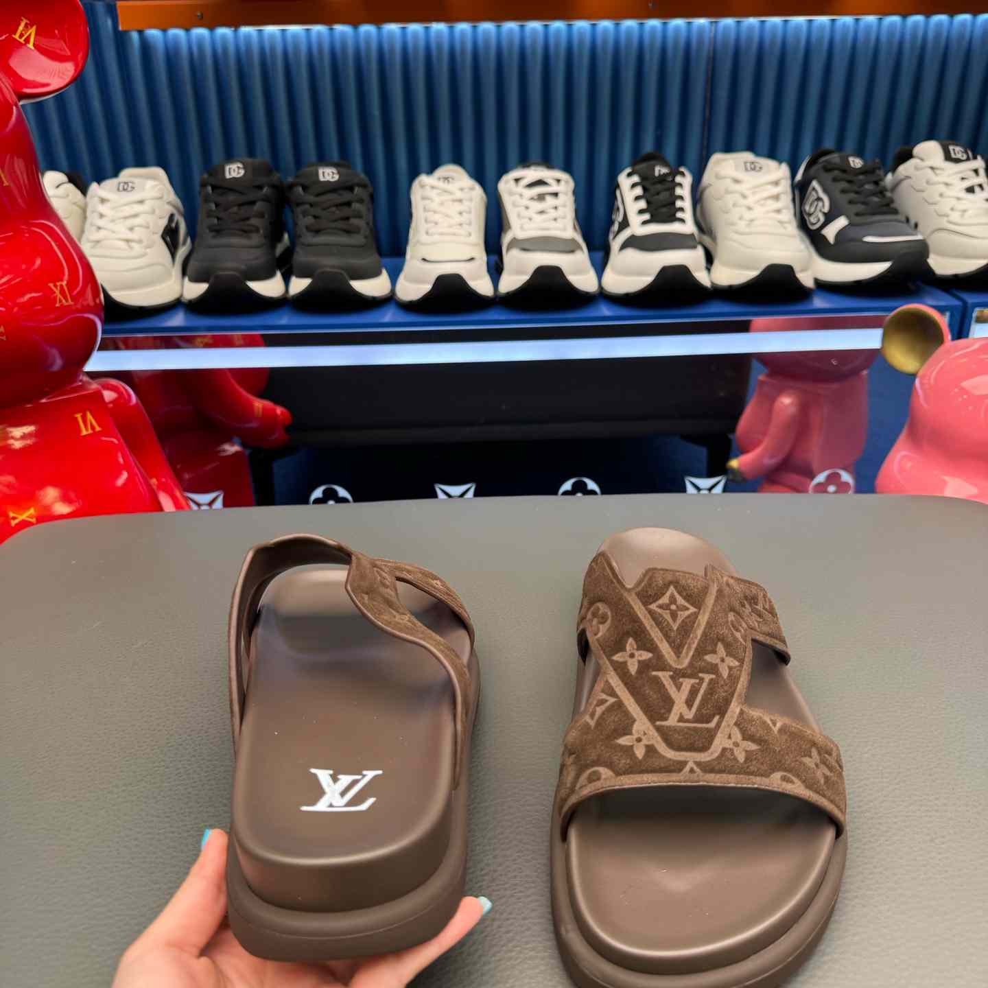 Louis Vuitton LV Oasis Mule    - DopestKickz