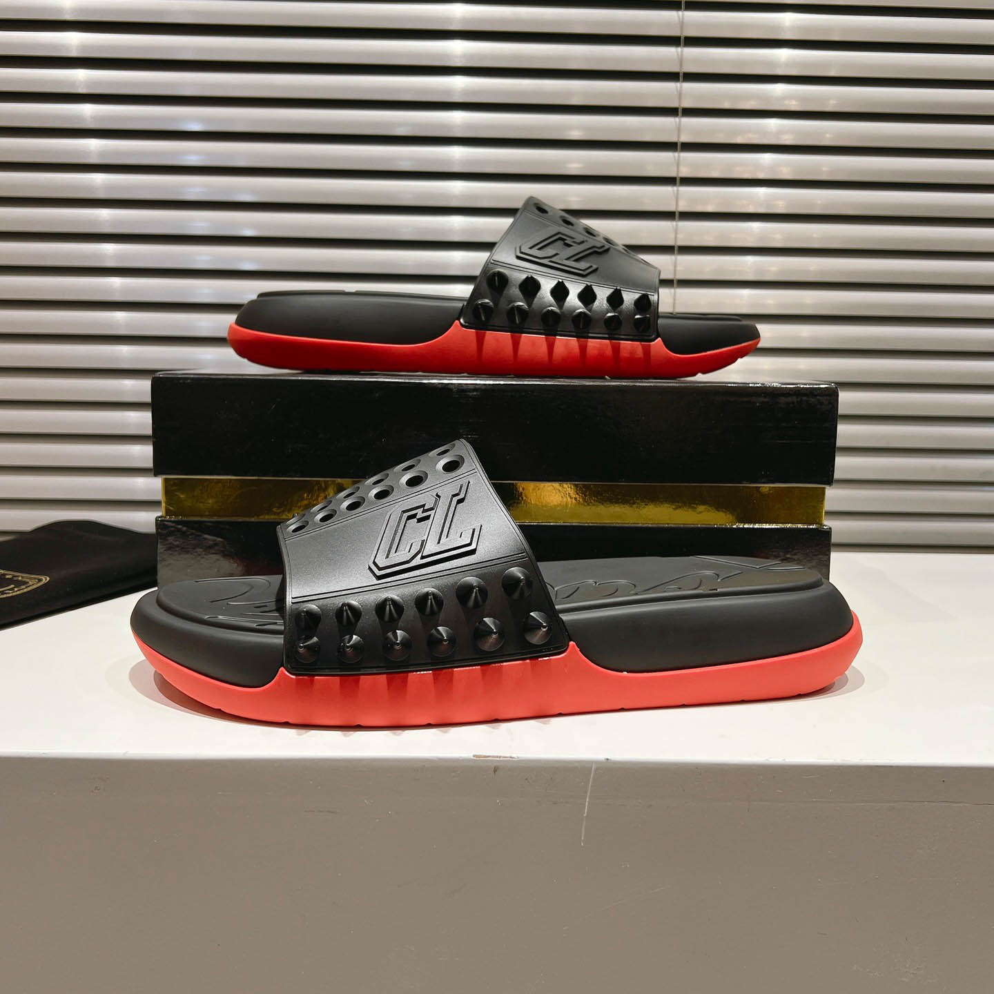 Christian Louboutin Take It Easy Sandals - DopestKickz