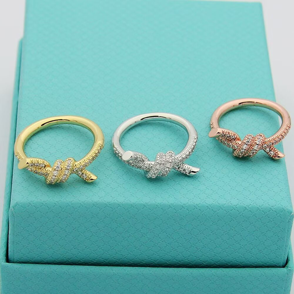 Tiffany Knot - DopestKickz