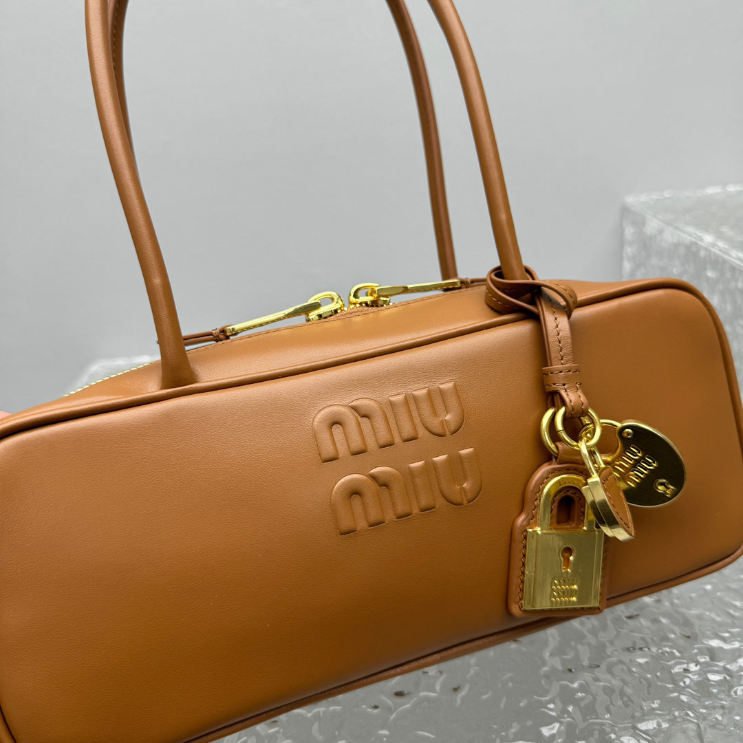 Miu Miu Beau Leather Bag - DopestKickz