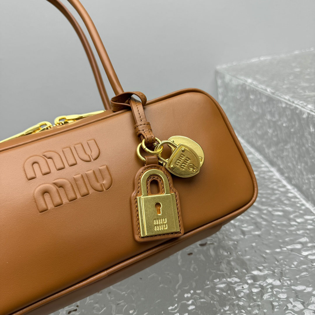 Miu Miu Beau Leather Bag - DopestKickz