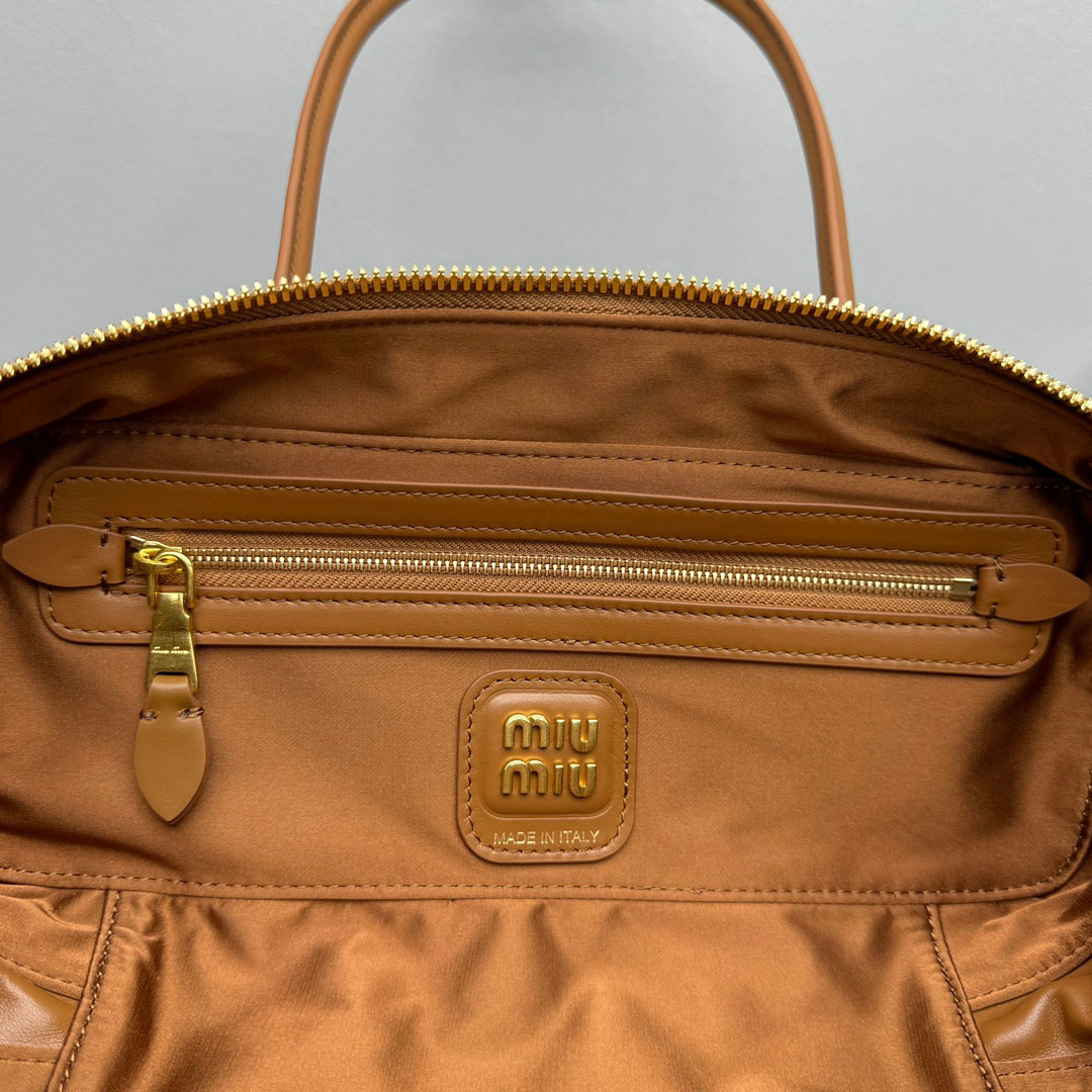 Miu Miu Beau Leather Bag - DopestKickz