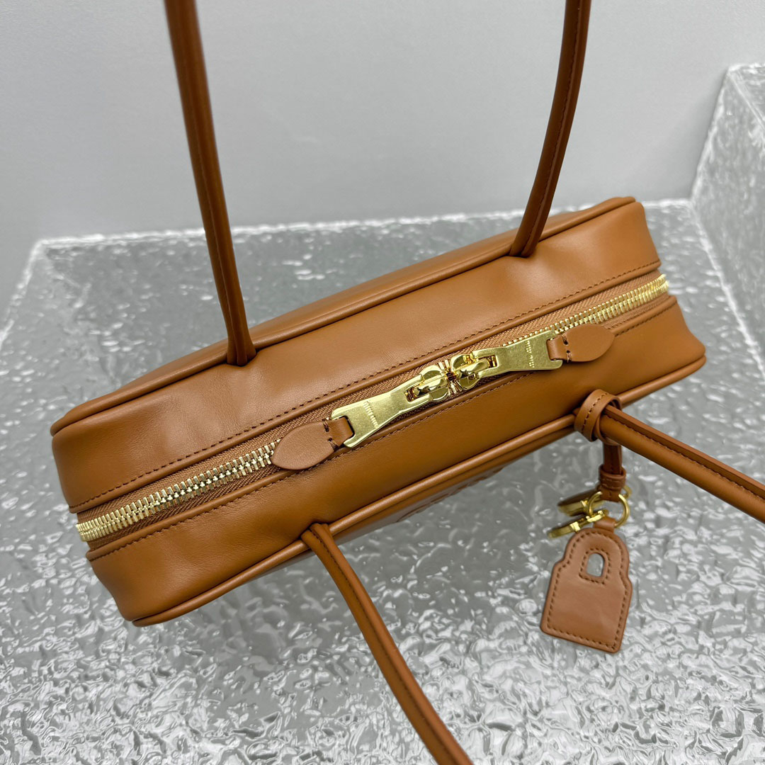 Miu Miu Beau Leather Bag - DopestKickz
