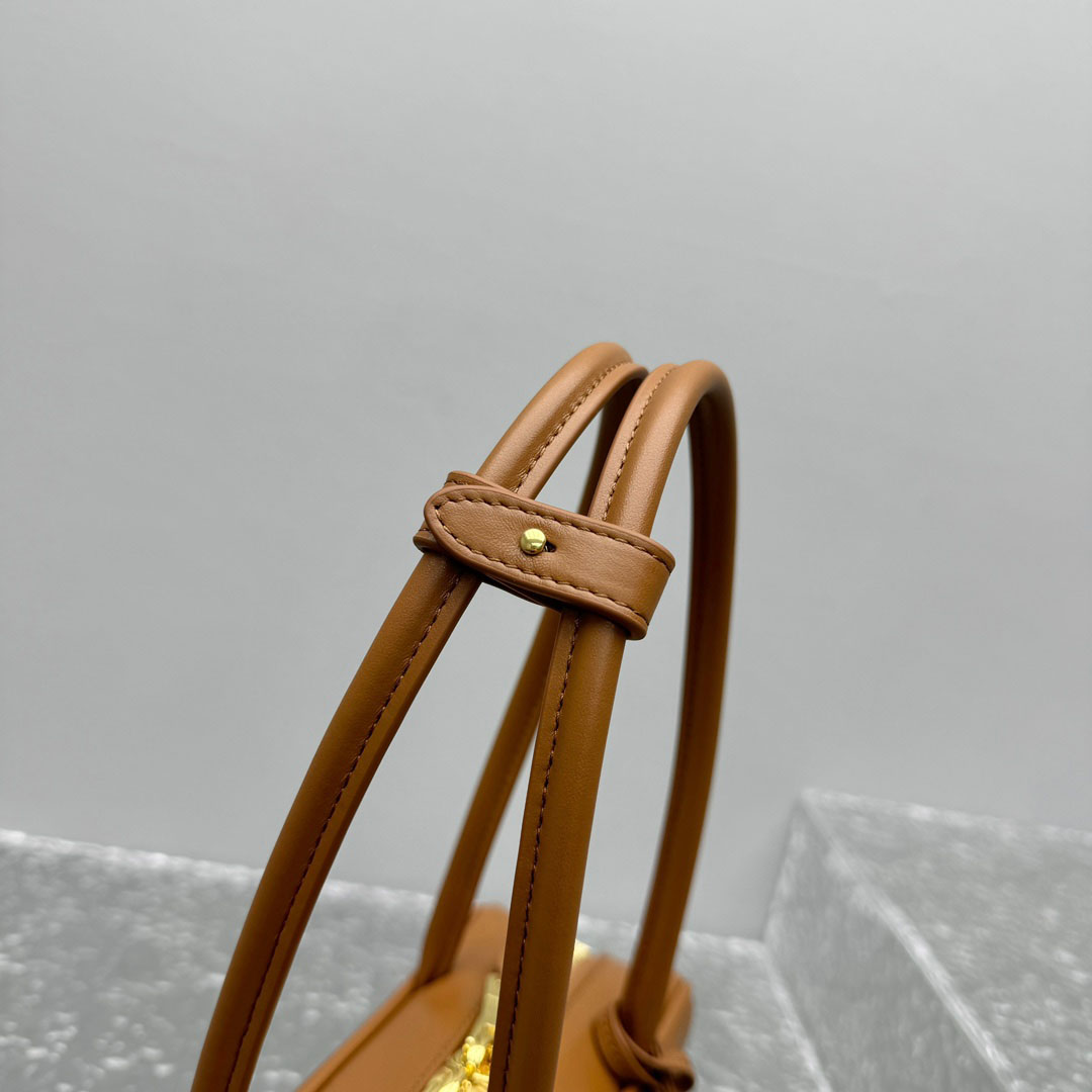 Miu Miu Beau Leather Bag - DopestKickz