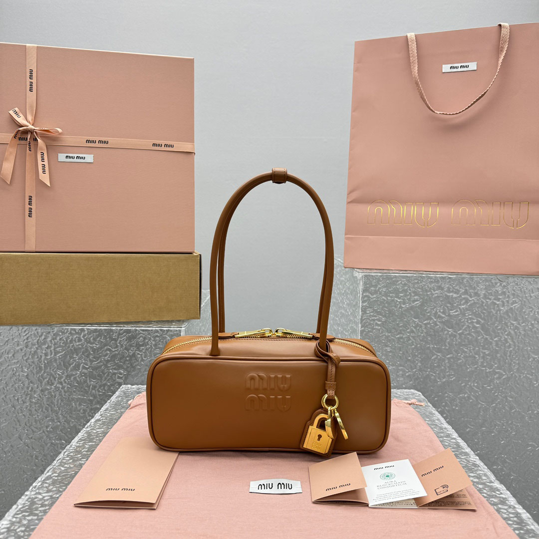 Miu Miu Beau Leather Bag - DopestKickz