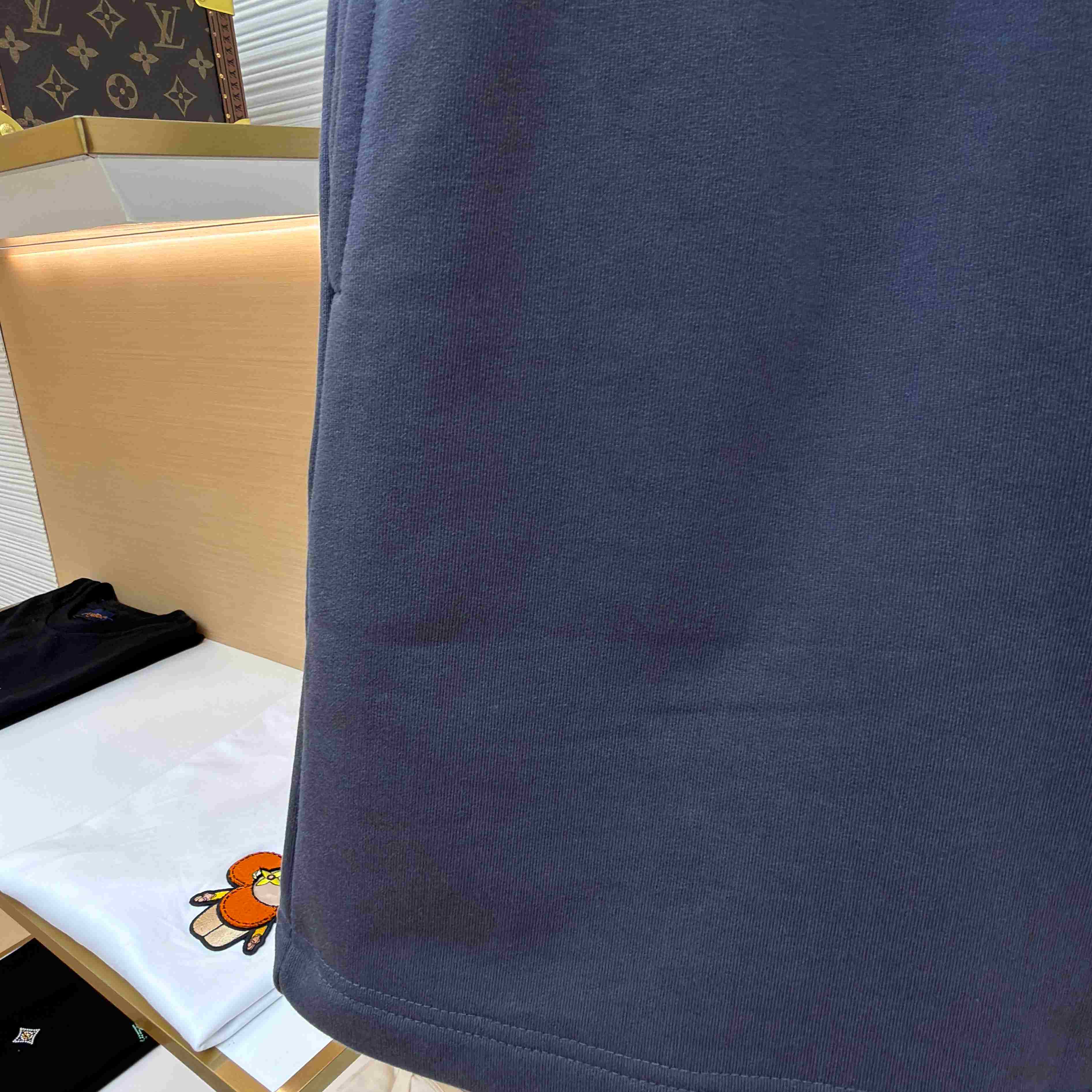 Balenciaga Sweatshorts 'Dark Grey/White' - DopestKickz